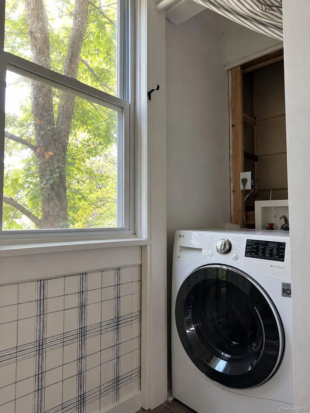 14 & 18 Lake Hill Road, Rosendale, NY, 3 Bedrooms Bedrooms, 7 Rooms Rooms,3 BathroomsBathrooms,Residential,For Rent,Lake Hill,0,1052600 14 & 18 Lake Hill Road, Rosendale, NY, 3 Bedrooms Bedrooms, 7 Rooms Rooms,3 BathroomsBathrooms,Residential,For Rent,Lake Hill,0,1052600