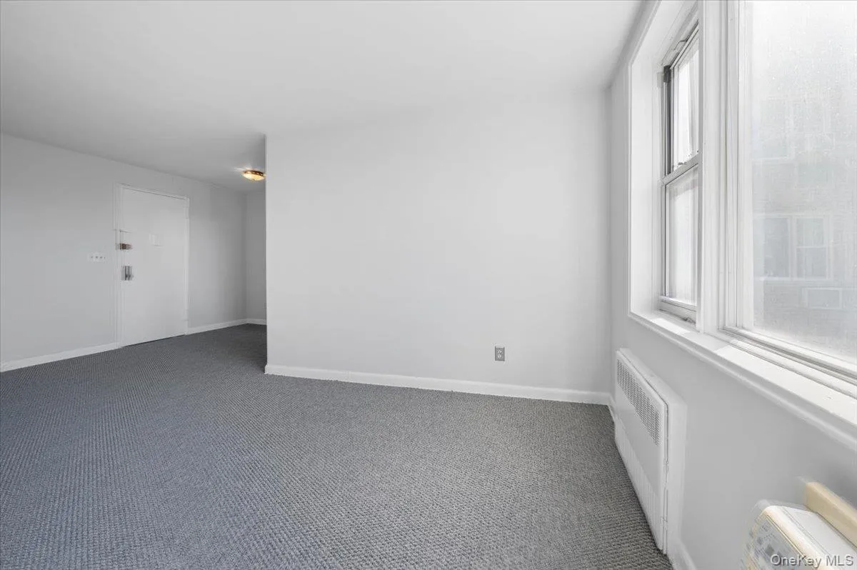 3 Sadore Lane, Yonkers, NY, 1 Bedroom Bedrooms, 3 Rooms Rooms,1 BathroomBathrooms,Residential,For Rent,Sadore,0,1052601 3 Sadore Lane, Yonkers, NY, 1 Bedroom Bedrooms, 3 Rooms Rooms,1 BathroomBathrooms,Residential,For Rent,Sadore,0,1052601