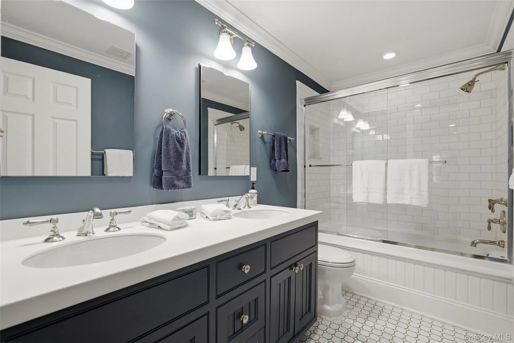 81 Park Drive, Harrison, NY, 7 Bedrooms Bedrooms, 16 Rooms Rooms,7 BathroomsBathrooms,Residential,For Rent,Park,0,1052607 81 Park Drive, Harrison, NY, 7 Bedrooms Bedrooms, 16 Rooms Rooms,7 BathroomsBathrooms,Residential,For Rent,Park,0,1052607