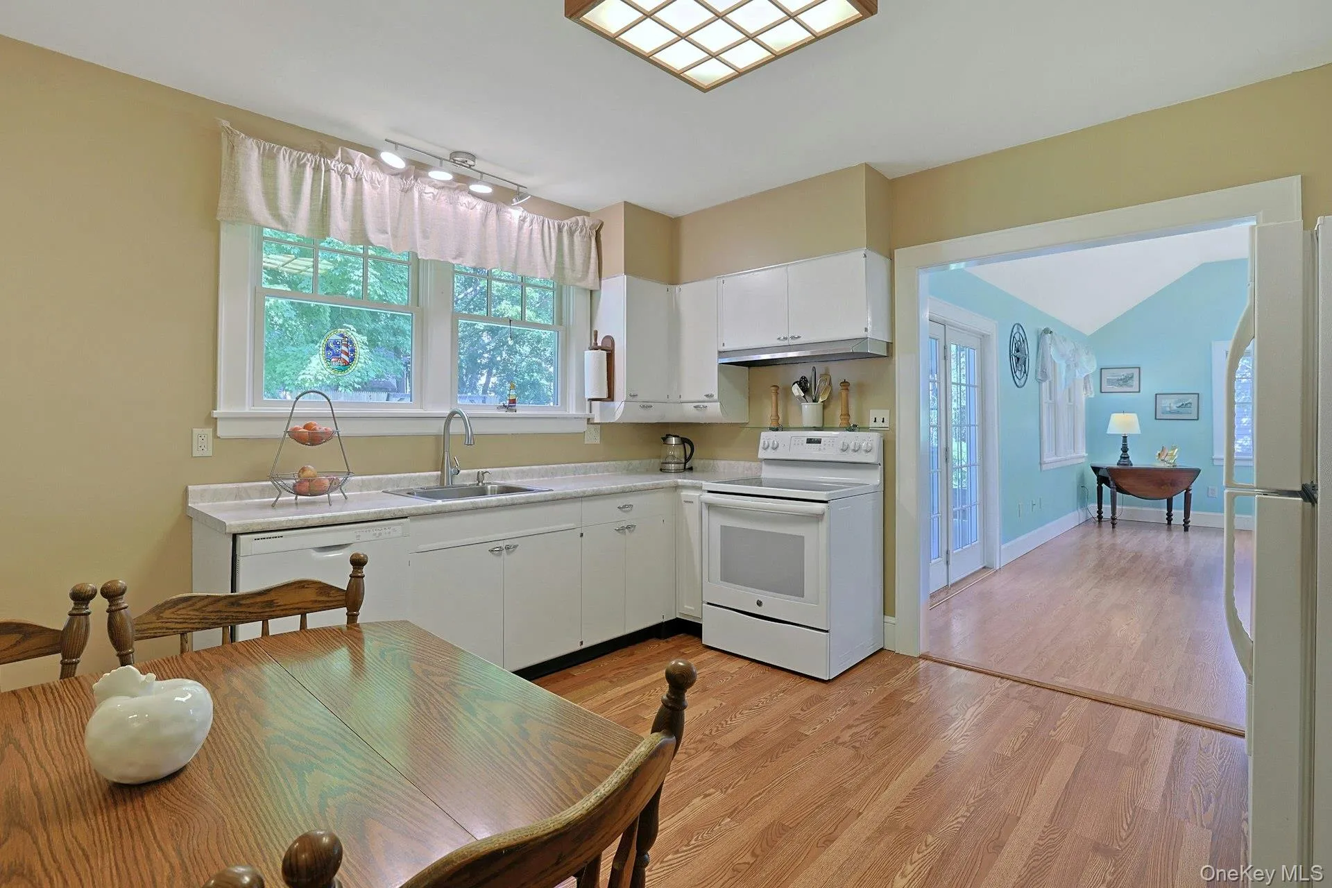 39 Orchard Drive, Ossining, NY, 4 Bedrooms Bedrooms, 8 Rooms Rooms,1 BathroomBathrooms,Residential,For Rent,Orchard,0,1052611 39 Orchard Drive, Ossining, NY, 4 Bedrooms Bedrooms, 8 Rooms Rooms,1 BathroomBathrooms,Residential,For Rent,Orchard,0,1052611