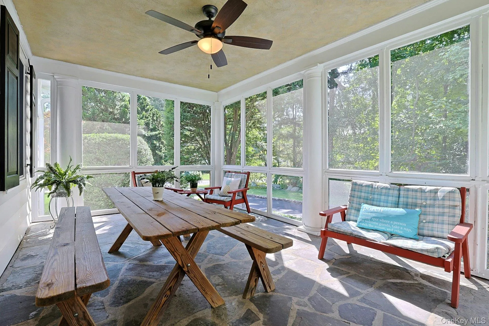 Enclosed porch with ceiling fan Enclosed porch with ceiling fan