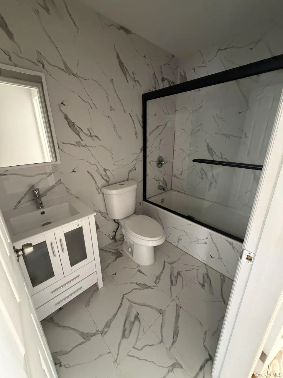 2760 Bainbridge Avenue, New York, NY, 4 Bedroom Bedrooms, 7 Room Rooms,1 BathroomBathrooms,Residential Lease,For Rent,Bainbridge,0,1052614 2760 Bainbridge Avenue, New York, NY, 4 Bedroom Bedrooms, 7 Room Rooms,1 BathroomBathrooms,Residential Lease,For Rent,Bainbridge,0,1052614