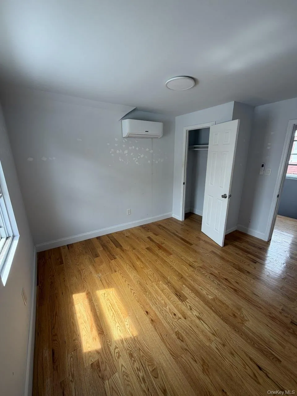2760 Bainbridge Avenue, New York, NY, 4 Bedroom Bedrooms, 7 Room Rooms,1 BathroomBathrooms,Residential Lease,For Rent,Bainbridge,0,1052614 2760 Bainbridge Avenue, New York, NY, 4 Bedroom Bedrooms, 7 Room Rooms,1 BathroomBathrooms,Residential Lease,For Rent,Bainbridge,0,1052614