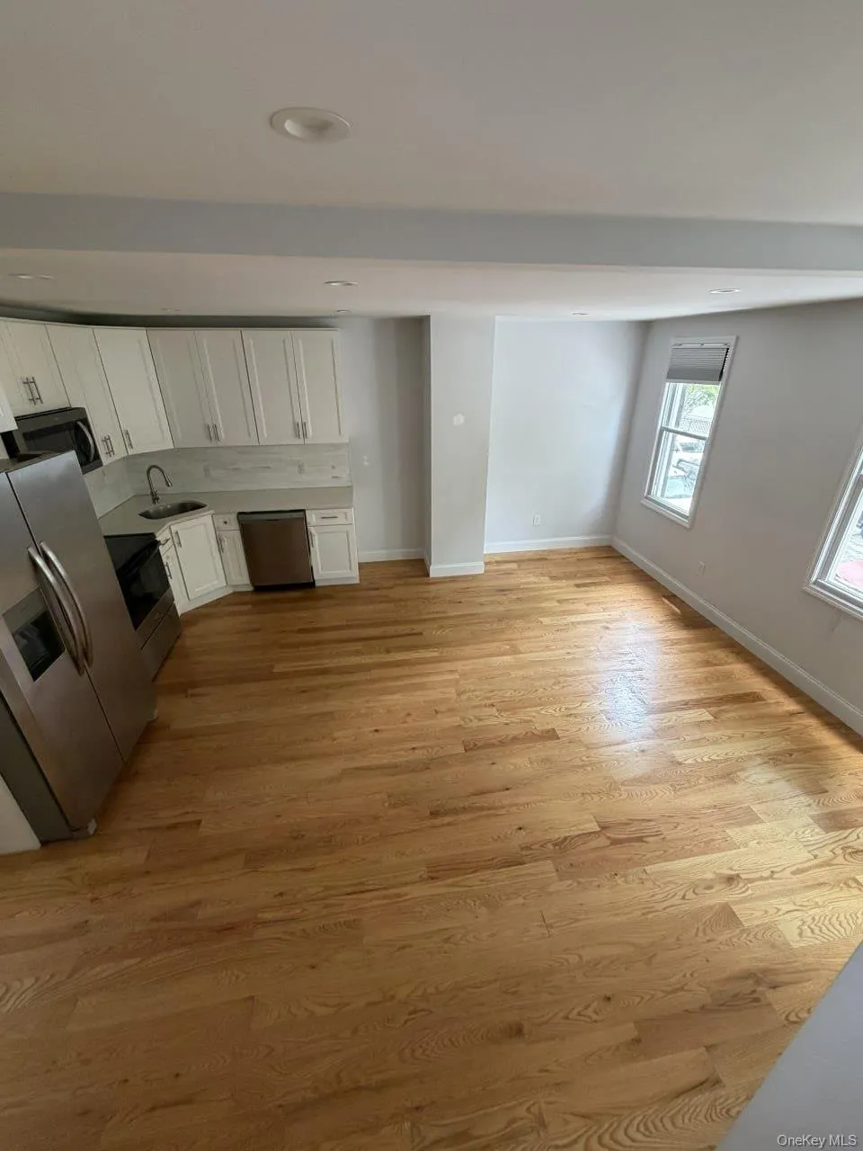 2760 Bainbridge Avenue, New York, NY, 4 Bedroom Bedrooms, 7 Room Rooms,1 BathroomBathrooms,Residential Lease,For Rent,Bainbridge,0,1052614 2760 Bainbridge Avenue, New York, NY, 4 Bedroom Bedrooms, 7 Room Rooms,1 BathroomBathrooms,Residential Lease,For Rent,Bainbridge,0,1052614