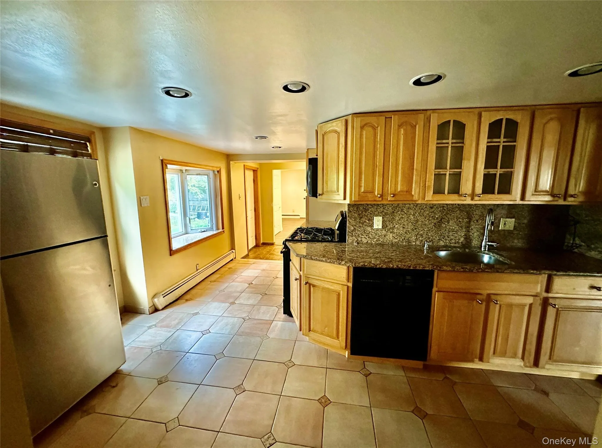 73 Davison Avenue, Hempstead, NY, 2 Bedrooms Bedrooms, 6 Rooms Rooms,2 BathroomsBathrooms,Residential Lease,For Rent,Davison,0,1052618 73 Davison Avenue, Hempstead, NY, 2 Bedrooms Bedrooms, 6 Rooms Rooms,2 BathroomsBathrooms,Residential Lease,For Rent,Davison,0,1052618