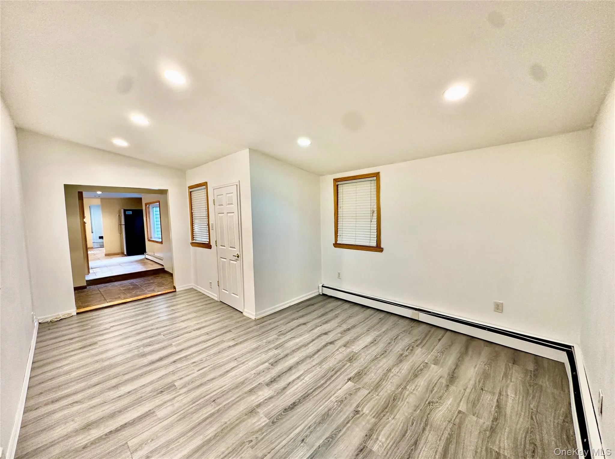 73 Davison Avenue, Hempstead, NY, 2 Bedrooms Bedrooms, 6 Rooms Rooms,2 BathroomsBathrooms,Residential Lease,For Rent,Davison,0,1052618 73 Davison Avenue, Hempstead, NY, 2 Bedrooms Bedrooms, 6 Rooms Rooms,2 BathroomsBathrooms,Residential Lease,For Rent,Davison,0,1052618