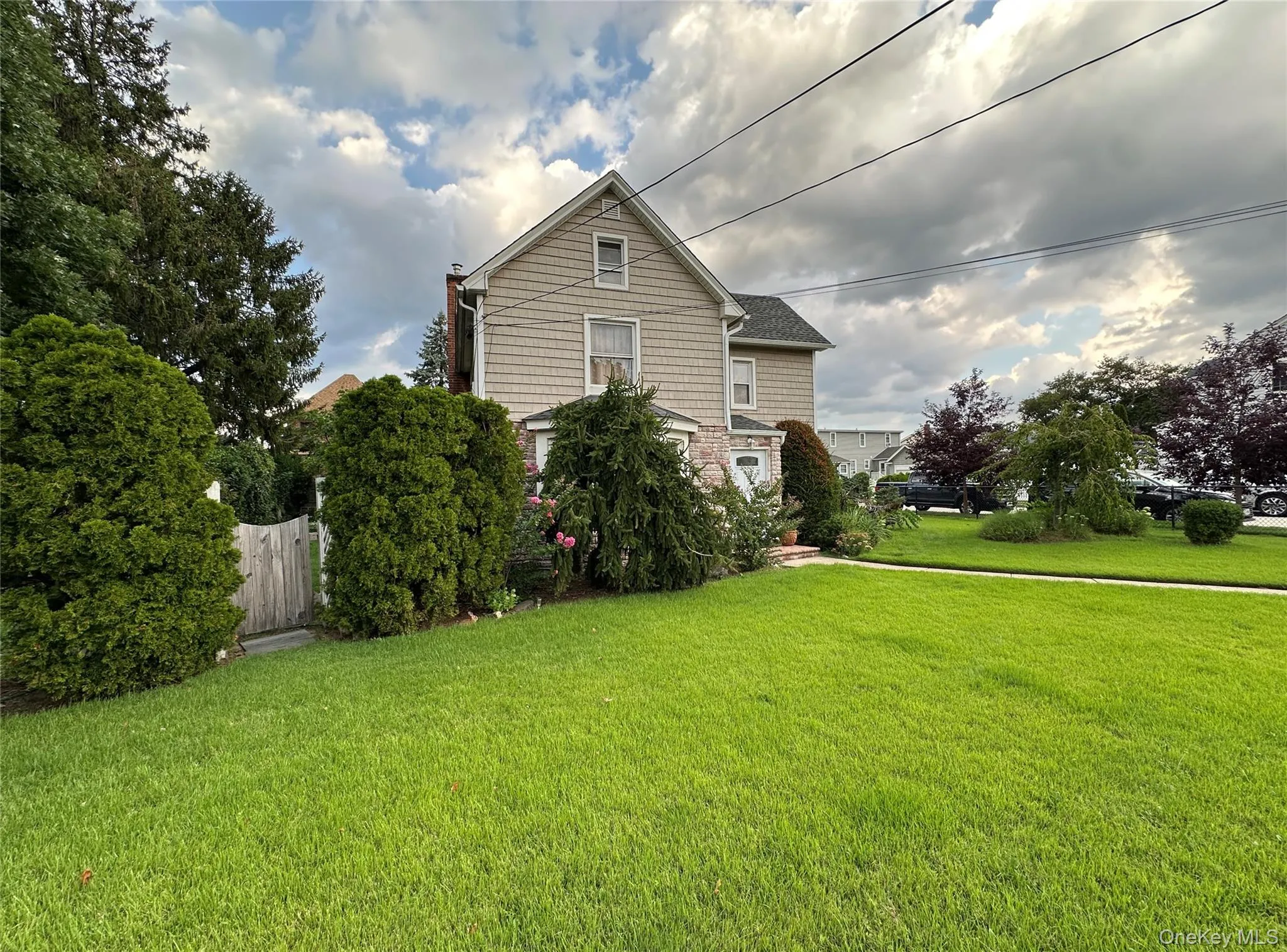 73 Davison Avenue, Hempstead, NY, 2 Bedrooms Bedrooms, 6 Rooms Rooms,2 BathroomsBathrooms,Residential Lease,For Rent,Davison,0,1052618 73 Davison Avenue, Hempstead, NY, 2 Bedrooms Bedrooms, 6 Rooms Rooms,2 BathroomsBathrooms,Residential Lease,For Rent,Davison,0,1052618