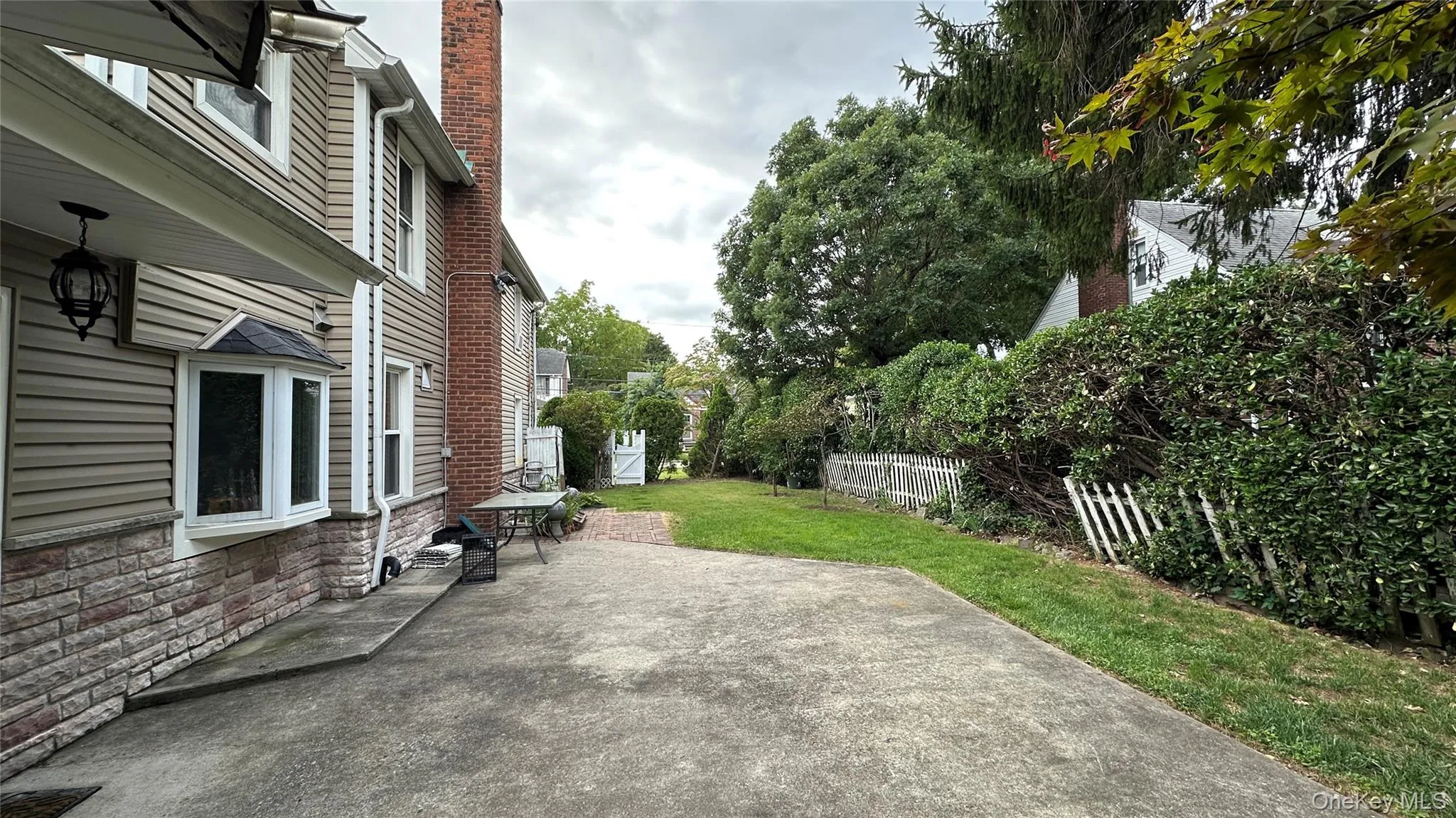 73 Davison Avenue, Hempstead, NY, 2 Bedrooms Bedrooms, 6 Rooms Rooms,2 BathroomsBathrooms,Residential Lease,For Rent,Davison,0,1052618 73 Davison Avenue, Hempstead, NY, 2 Bedrooms Bedrooms, 6 Rooms Rooms,2 BathroomsBathrooms,Residential Lease,For Rent,Davison,0,1052618