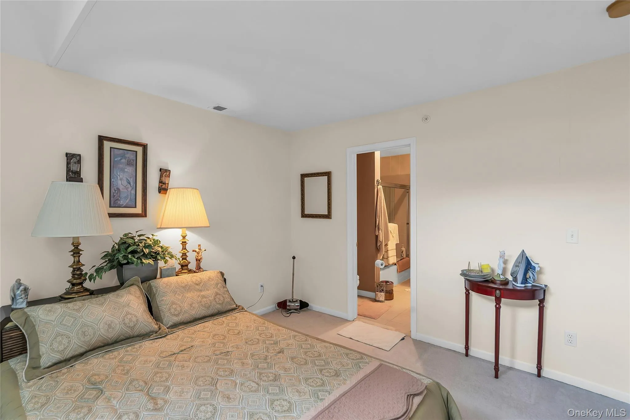 176 Merrick Road, Babylon, NY, 2 Bedrooms Bedrooms, 5 Rooms Rooms,1 BathroomBathrooms,Residential,For Rent,Merrick,0,1052621 176 Merrick Road, Babylon, NY, 2 Bedrooms Bedrooms, 5 Rooms Rooms,1 BathroomBathrooms,Residential,For Rent,Merrick,0,1052621