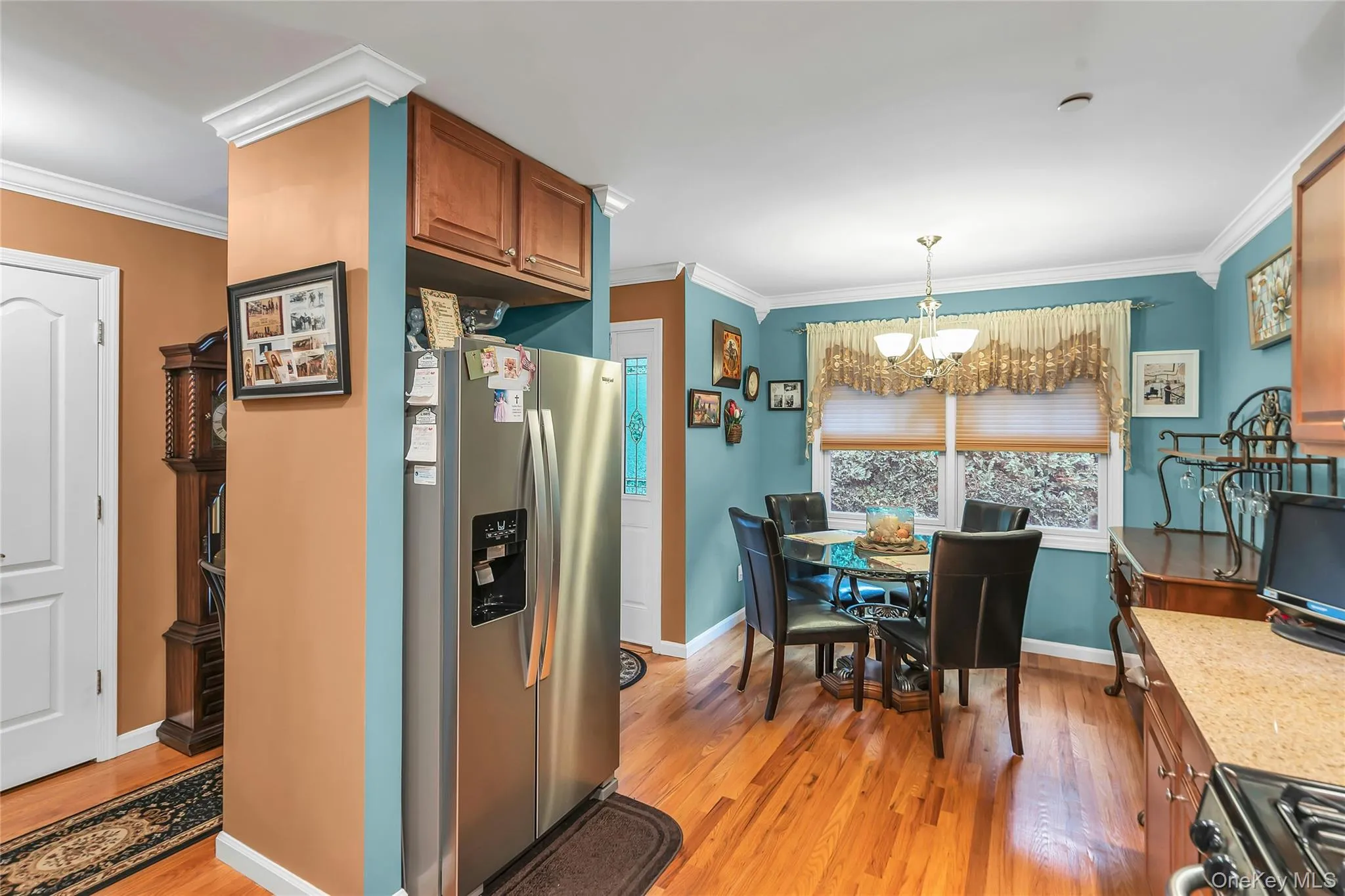 176 Merrick Road, Babylon, NY, 2 Bedrooms Bedrooms, 5 Rooms Rooms,1 BathroomBathrooms,Residential,For Rent,Merrick,0,1052621 176 Merrick Road, Babylon, NY, 2 Bedrooms Bedrooms, 5 Rooms Rooms,1 BathroomBathrooms,Residential,For Rent,Merrick,0,1052621
