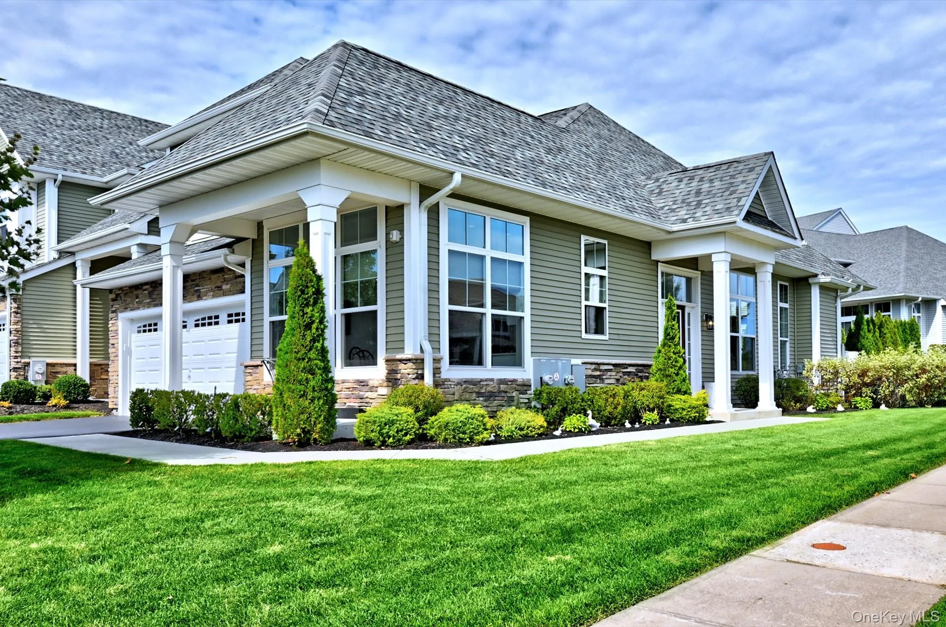 182 Belmont Circle, Brookhaven, NY, 3 Bedrooms Bedrooms, 9 Rooms Rooms,2 BathroomsBathrooms,Residential,For Rent,Belmont,0,1052625 182 Belmont Circle, Brookhaven, NY, 3 Bedrooms Bedrooms, 9 Rooms Rooms,2 BathroomsBathrooms,Residential,For Rent,Belmont,0,1052625