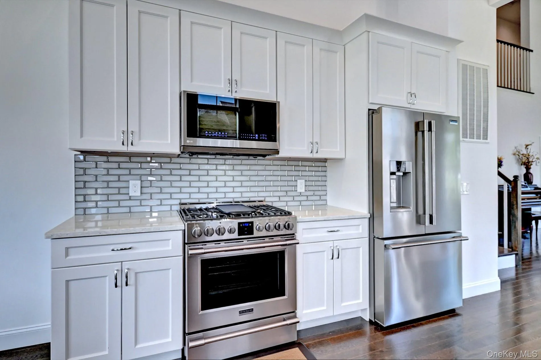 182 Belmont Circle, Brookhaven, NY, 3 Bedrooms Bedrooms, 9 Rooms Rooms,2 BathroomsBathrooms,Residential,For Rent,Belmont,0,1052625 182 Belmont Circle, Brookhaven, NY, 3 Bedrooms Bedrooms, 9 Rooms Rooms,2 BathroomsBathrooms,Residential,For Rent,Belmont,0,1052625
