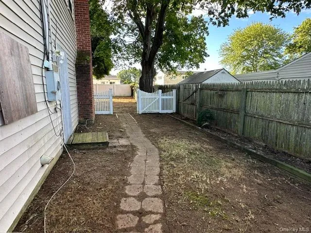 28 Continental Drive, Brookhaven, NY, 3 Bedrooms Bedrooms, 8 Rooms Rooms,2 BathroomsBathrooms,Residential,For Rent,Continental,0,1052627 28 Continental Drive, Brookhaven, NY, 3 Bedrooms Bedrooms, 8 Rooms Rooms,2 BathroomsBathrooms,Residential,For Rent,Continental,0,1052627