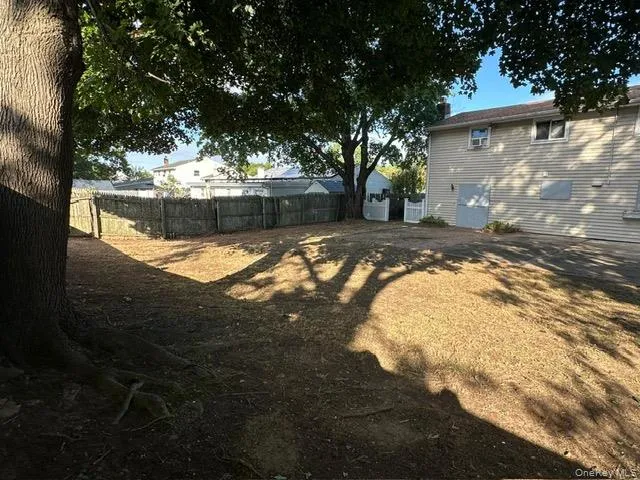 28 Continental Drive, Brookhaven, NY, 3 Bedrooms Bedrooms, 8 Rooms Rooms,2 BathroomsBathrooms,Residential,For Rent,Continental,0,1052627 28 Continental Drive, Brookhaven, NY, 3 Bedrooms Bedrooms, 8 Rooms Rooms,2 BathroomsBathrooms,Residential,For Rent,Continental,0,1052627
