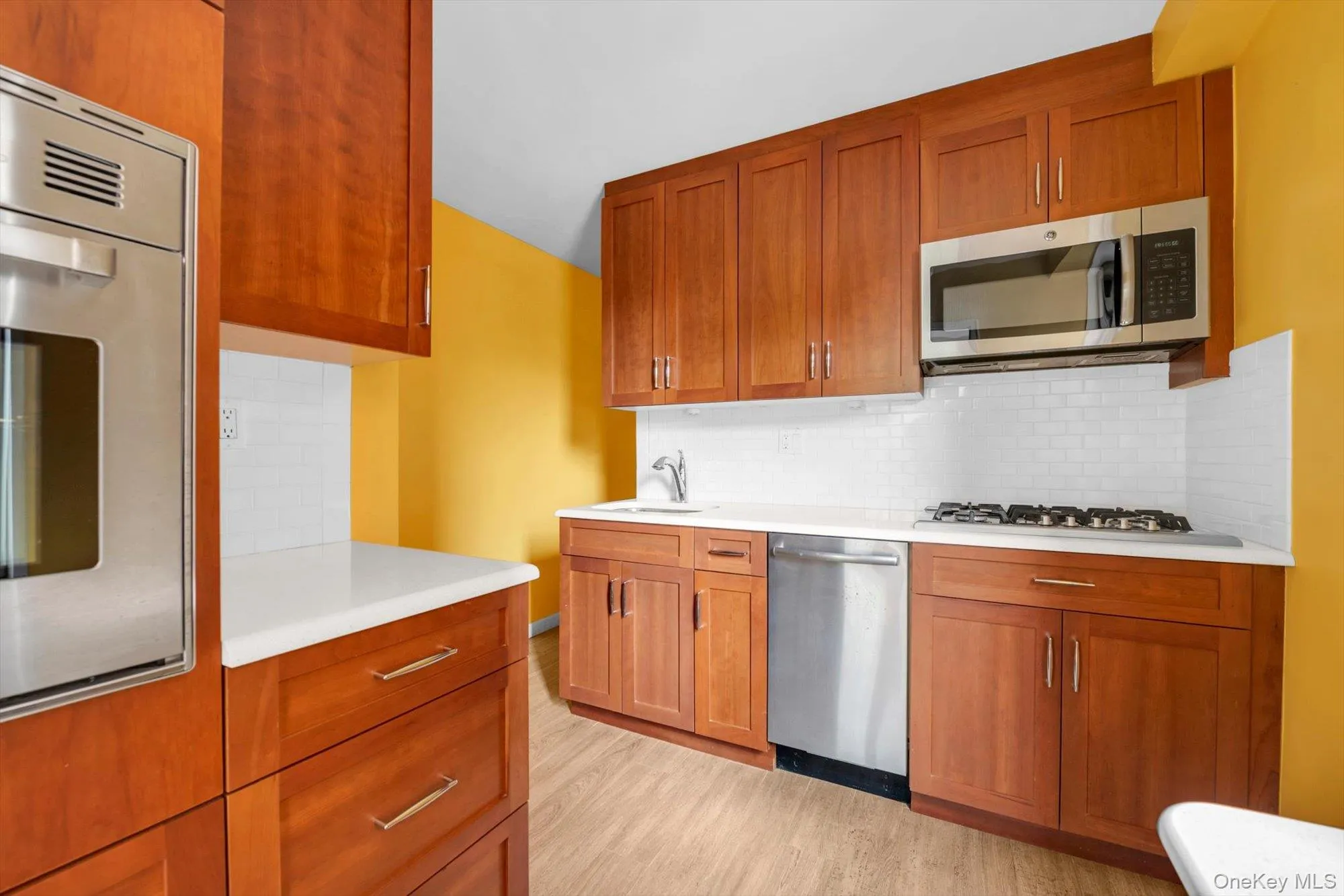 61-20 Grand Central Parkway, New York, NY, 1 Bedroom Bedrooms, 4 Rooms Rooms,1 BathroomBathrooms,Residential,For Rent,Grand Central,0,1052628 61-20 Grand Central Parkway, New York, NY, 1 Bedroom Bedrooms, 4 Rooms Rooms,1 BathroomBathrooms,Residential,For Rent,Grand Central,0,1052628