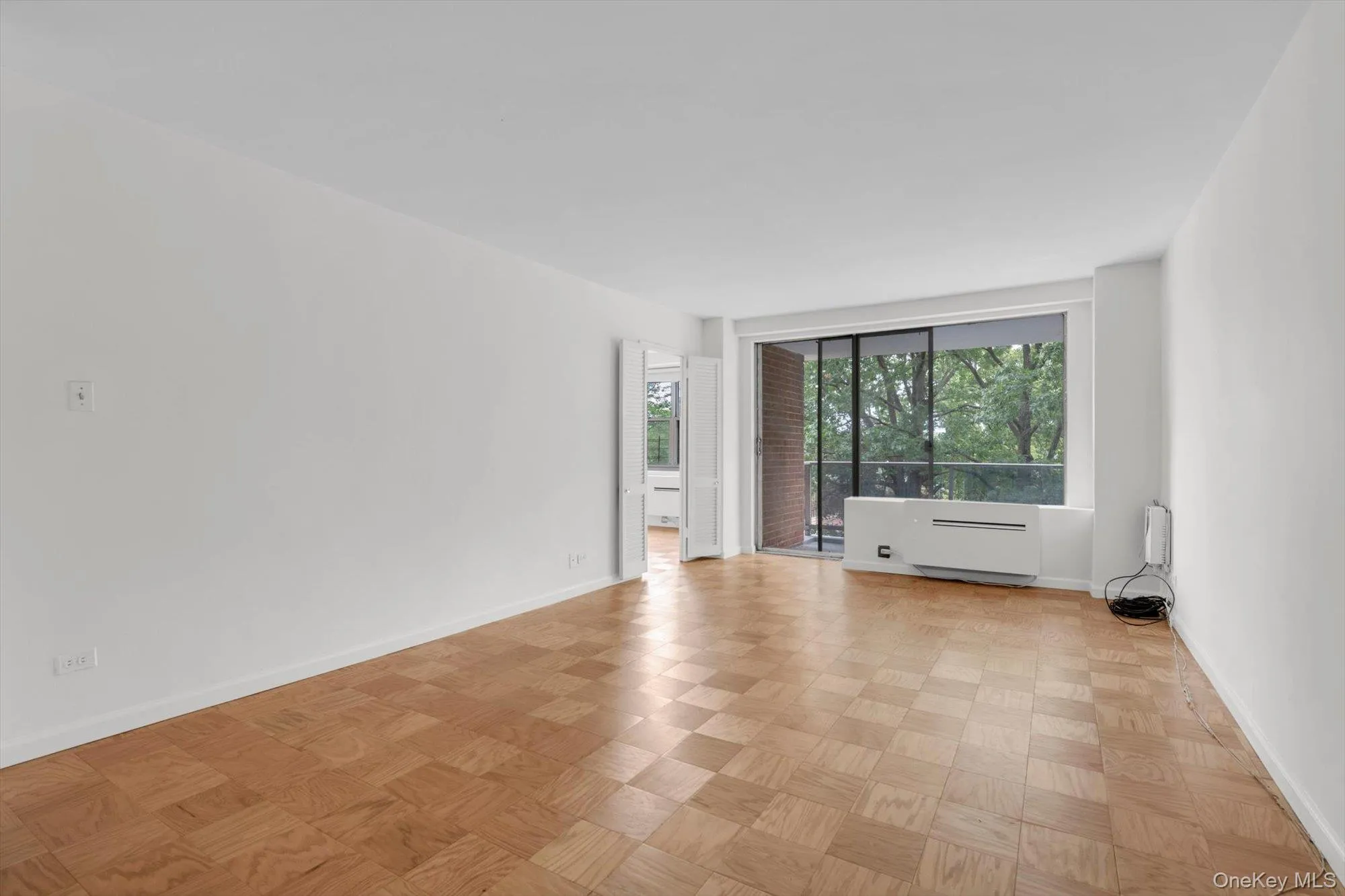 61-20 Grand Central Parkway, New York, NY, 1 Bedroom Bedrooms, 4 Rooms Rooms,1 BathroomBathrooms,Residential,For Rent,Grand Central,0,1052628 61-20 Grand Central Parkway, New York, NY, 1 Bedroom Bedrooms, 4 Rooms Rooms,1 BathroomBathrooms,Residential,For Rent,Grand Central,0,1052628