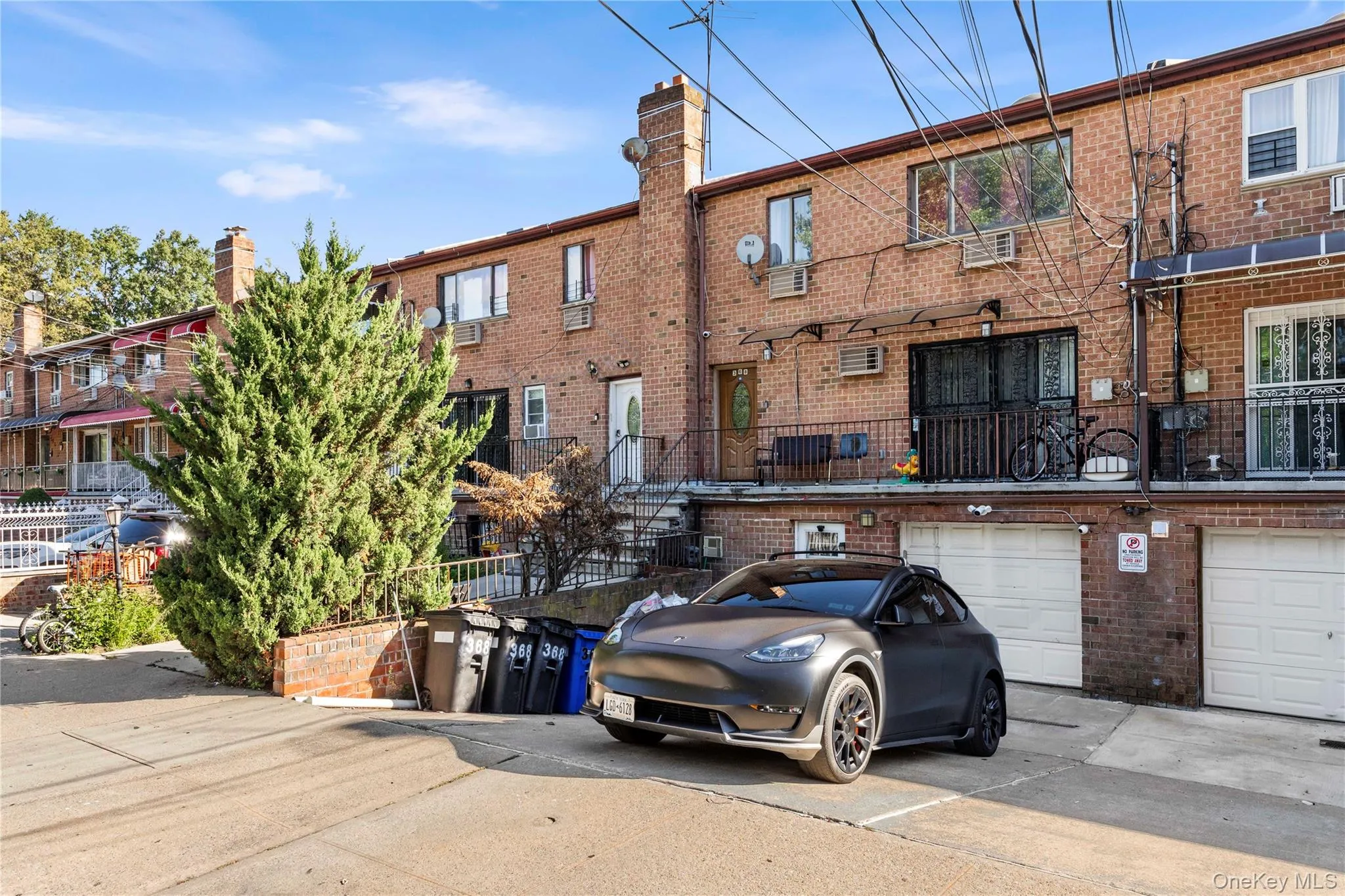 368 Balcom Avenue, New York, NY, 6 Bedrooms Bedrooms, 10 Rooms Rooms,3 BathroomsBathrooms,Residential,For Rent,Balcom,0,1052640 368 Balcom Avenue, New York, NY, 6 Bedrooms Bedrooms, 10 Rooms Rooms,3 BathroomsBathrooms,Residential,For Rent,Balcom,0,1052640