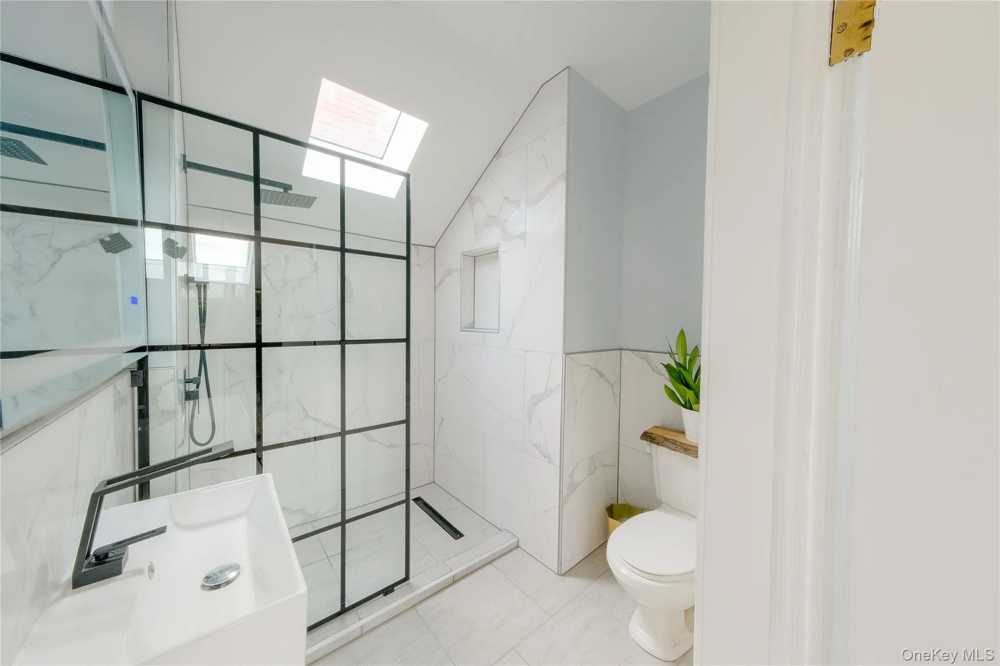 60 Bay View Terrace, Newburgh (city), NY, 1 Room Rooms,1 BathroomBathrooms,Residential Lease,For Rent,Bay View,0,1052641 60 Bay View Terrace, Newburgh (city), NY, 1 Room Rooms,1 BathroomBathrooms,Residential Lease,For Rent,Bay View,0,1052641