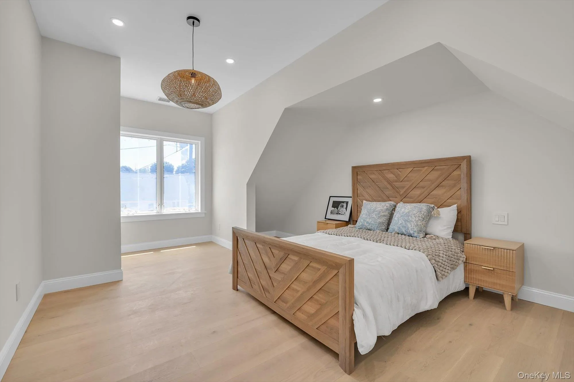 22 Miller Circle, Oyster Bay, NY, 6 Bedrooms Bedrooms, 14 Rooms Rooms,5 BathroomsBathrooms,Residential,For Rent,Miller,0,1052642 22 Miller Circle, Oyster Bay, NY, 6 Bedrooms Bedrooms, 14 Rooms Rooms,5 BathroomsBathrooms,Residential,For Rent,Miller,0,1052642