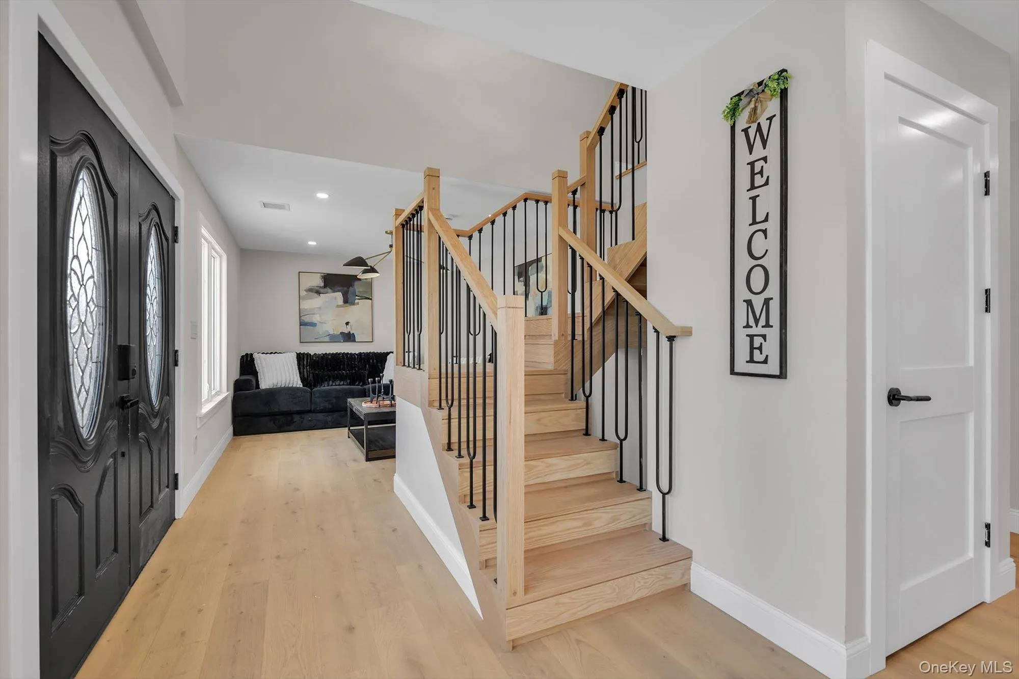 22 Miller Circle, Oyster Bay, NY, 6 Bedrooms Bedrooms, 14 Rooms Rooms,5 BathroomsBathrooms,Residential,For Rent,Miller,0,1052642 22 Miller Circle, Oyster Bay, NY, 6 Bedrooms Bedrooms, 14 Rooms Rooms,5 BathroomsBathrooms,Residential,For Rent,Miller,0,1052642
