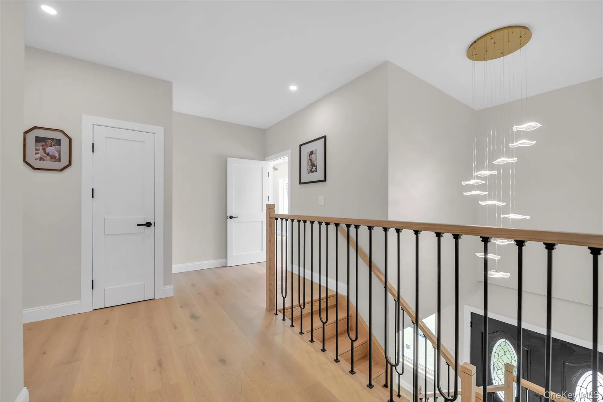 22 Miller Circle, Oyster Bay, NY, 6 Bedrooms Bedrooms, 14 Rooms Rooms,5 BathroomsBathrooms,Residential,For Rent,Miller,0,1052642 22 Miller Circle, Oyster Bay, NY, 6 Bedrooms Bedrooms, 14 Rooms Rooms,5 BathroomsBathrooms,Residential,For Rent,Miller,0,1052642