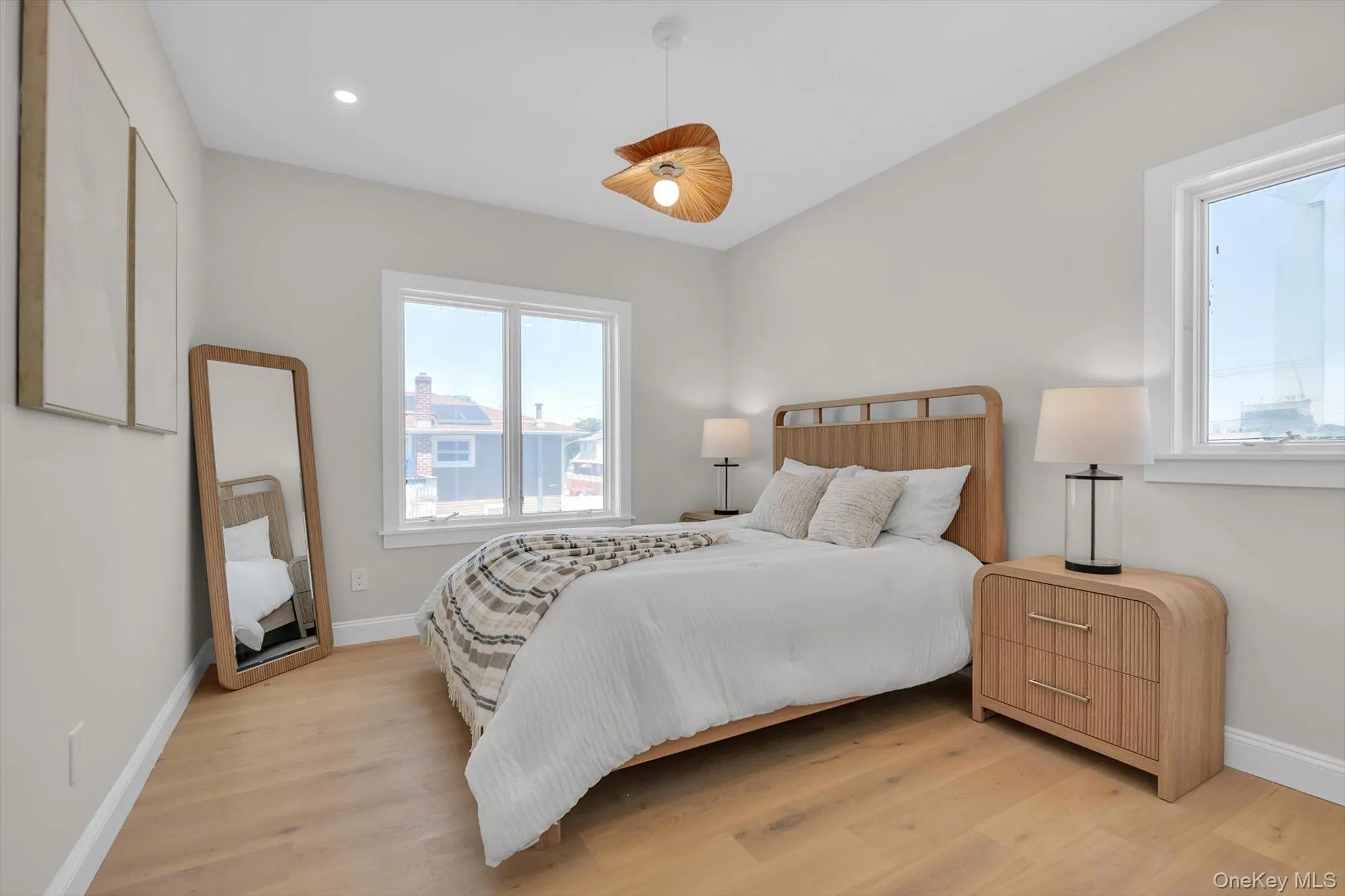22 Miller Circle, Oyster Bay, NY, 6 Bedrooms Bedrooms, 14 Rooms Rooms,5 BathroomsBathrooms,Residential,For Rent,Miller,0,1052642 22 Miller Circle, Oyster Bay, NY, 6 Bedrooms Bedrooms, 14 Rooms Rooms,5 BathroomsBathrooms,Residential,For Rent,Miller,0,1052642