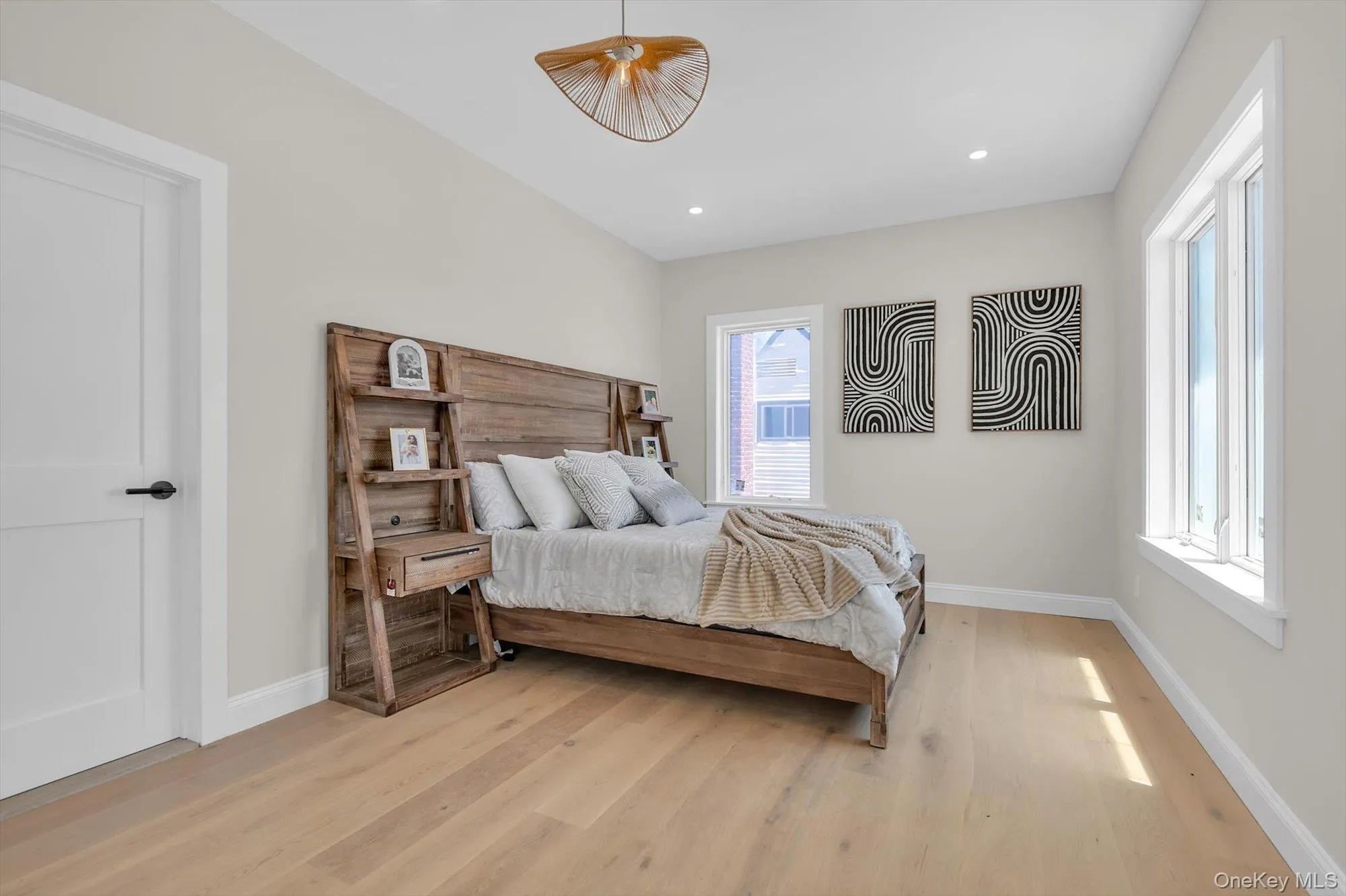 22 Miller Circle, Oyster Bay, NY, 6 Bedrooms Bedrooms, 14 Rooms Rooms,5 BathroomsBathrooms,Residential,For Rent,Miller,0,1052642 22 Miller Circle, Oyster Bay, NY, 6 Bedrooms Bedrooms, 14 Rooms Rooms,5 BathroomsBathrooms,Residential,For Rent,Miller,0,1052642