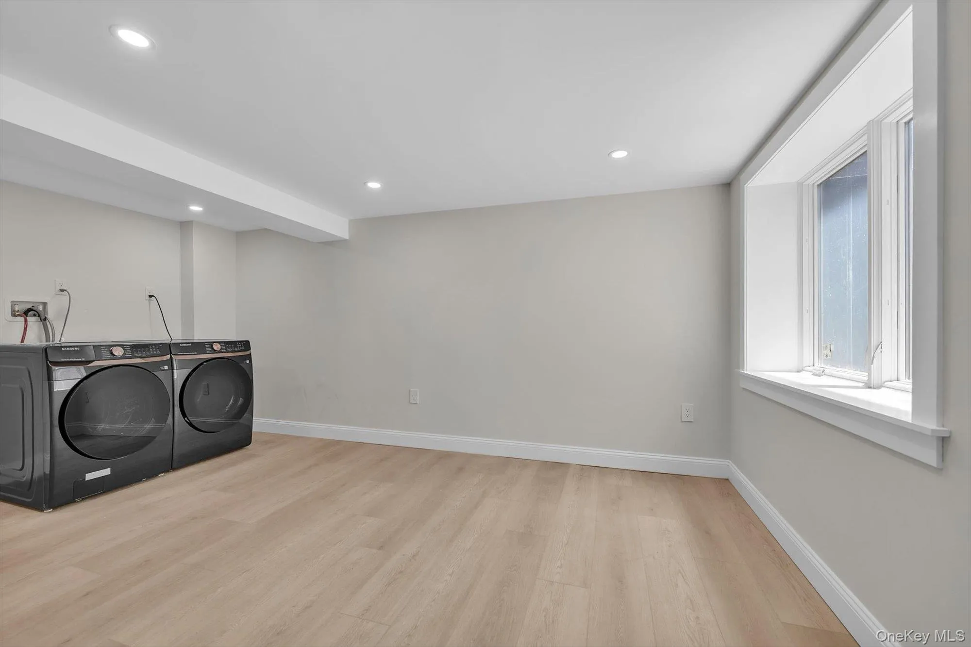 22 Miller Circle, Oyster Bay, NY, 6 Bedrooms Bedrooms, 14 Rooms Rooms,5 BathroomsBathrooms,Residential,For Rent,Miller,0,1052642 22 Miller Circle, Oyster Bay, NY, 6 Bedrooms Bedrooms, 14 Rooms Rooms,5 BathroomsBathrooms,Residential,For Rent,Miller,0,1052642
