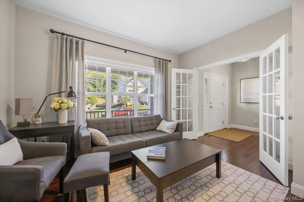 21 Ridge Road, Carmel, NY, 4 Bedrooms Bedrooms, 10 Rooms Rooms,3 BathroomsBathrooms,Residential,For Rent,Ridge,0,1052646 21 Ridge Road, Carmel, NY, 4 Bedrooms Bedrooms, 10 Rooms Rooms,3 BathroomsBathrooms,Residential,For Rent,Ridge,0,1052646