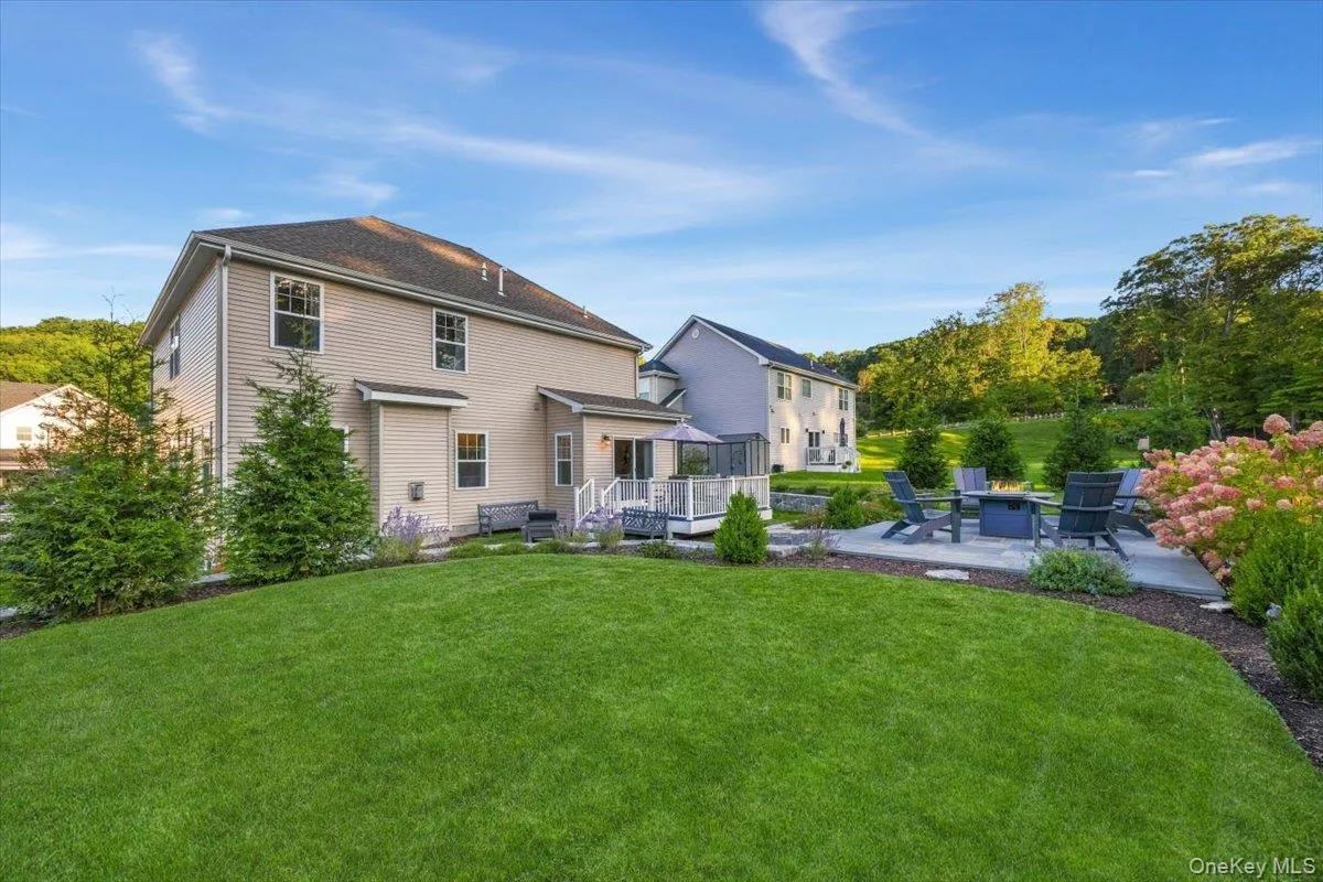 21 Ridge Road, Carmel, NY, 4 Bedrooms Bedrooms, 10 Rooms Rooms,3 BathroomsBathrooms,Residential,For Rent,Ridge,0,1052646 21 Ridge Road, Carmel, NY, 4 Bedrooms Bedrooms, 10 Rooms Rooms,3 BathroomsBathrooms,Residential,For Rent,Ridge,0,1052646