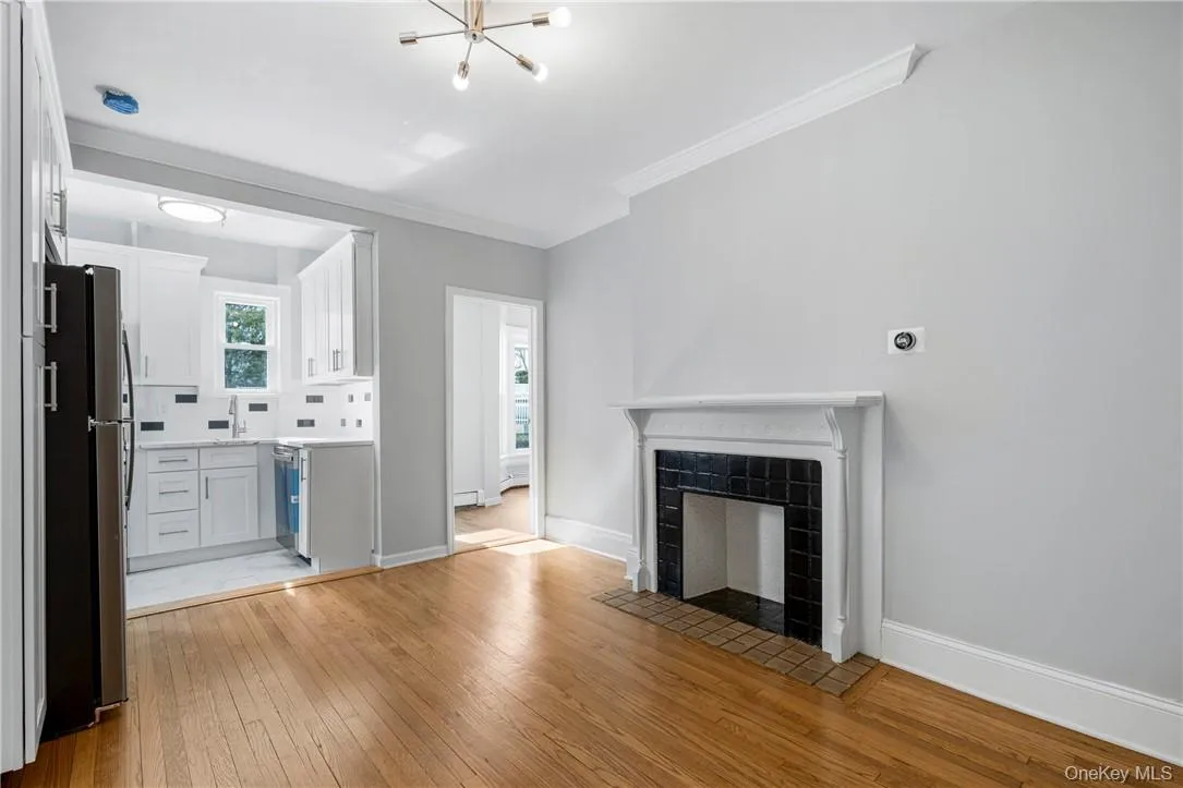 10 Lafayette Street, New Rochelle, NY, 3 Bedrooms Bedrooms, 5 Rooms Rooms,1 BathroomBathrooms,Residential Lease,For Rent,Lafayette,0,1052649 10 Lafayette Street, New Rochelle, NY, 3 Bedrooms Bedrooms, 5 Rooms Rooms,1 BathroomBathrooms,Residential Lease,For Rent,Lafayette,0,1052649