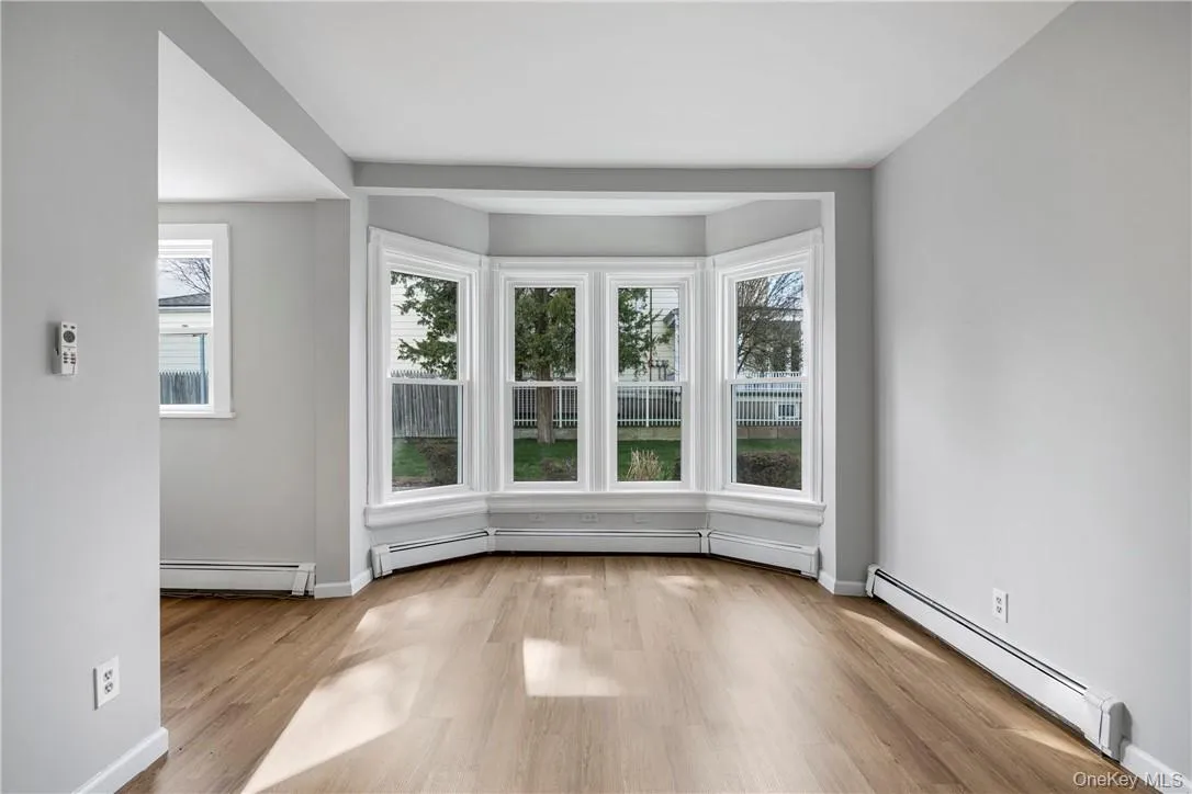 10 Lafayette Street, New Rochelle, NY, 3 Bedrooms Bedrooms, 5 Rooms Rooms,1 BathroomBathrooms,Residential Lease,For Rent,Lafayette,0,1052649 10 Lafayette Street, New Rochelle, NY, 3 Bedrooms Bedrooms, 5 Rooms Rooms,1 BathroomBathrooms,Residential Lease,For Rent,Lafayette,0,1052649