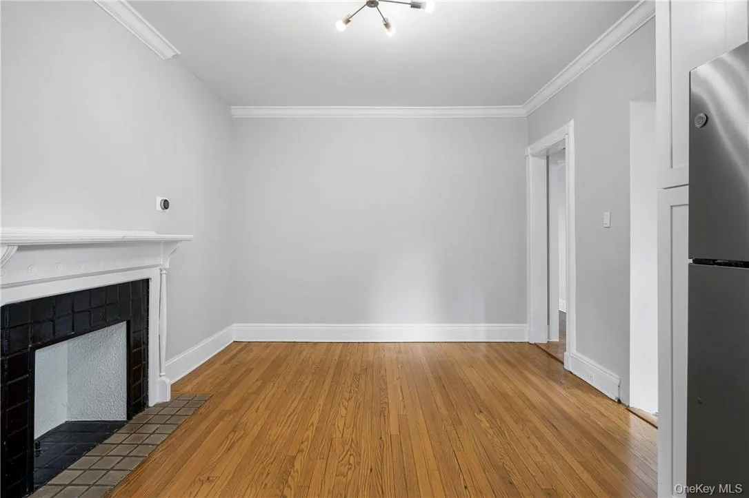 10 Lafayette Street, New Rochelle, NY, 3 Bedrooms Bedrooms, 5 Rooms Rooms,1 BathroomBathrooms,Residential Lease,For Rent,Lafayette,0,1052649 10 Lafayette Street, New Rochelle, NY, 3 Bedrooms Bedrooms, 5 Rooms Rooms,1 BathroomBathrooms,Residential Lease,For Rent,Lafayette,0,1052649