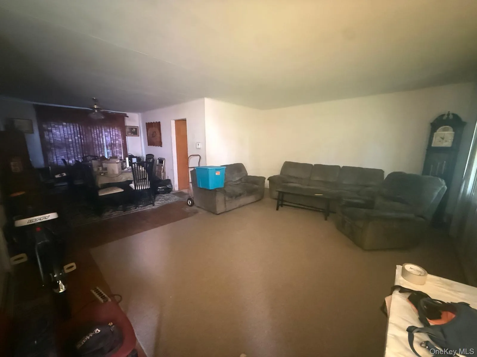 97 Hiawatha Drive, Islip, NY, 7 Bedrooms Bedrooms, 12 Rooms Rooms,2 BathroomsBathrooms,Residential,For Rent,Hiawatha,0,1052650 97 Hiawatha Drive, Islip, NY, 7 Bedrooms Bedrooms, 12 Rooms Rooms,2 BathroomsBathrooms,Residential,For Rent,Hiawatha,0,1052650