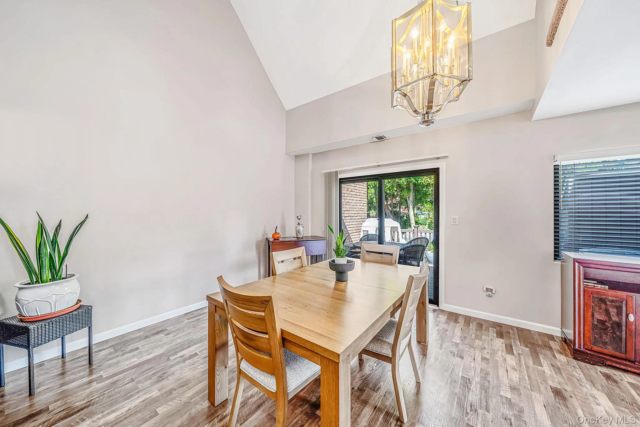 133 Southgate Drive, Oyster Bay, NY, 3 Bedrooms Bedrooms, 8 Rooms Rooms,2 BathroomsBathrooms,Residential,For Rent,Southgate,0,1052652 133 Southgate Drive, Oyster Bay, NY, 3 Bedrooms Bedrooms, 8 Rooms Rooms,2 BathroomsBathrooms,Residential,For Rent,Southgate,0,1052652
