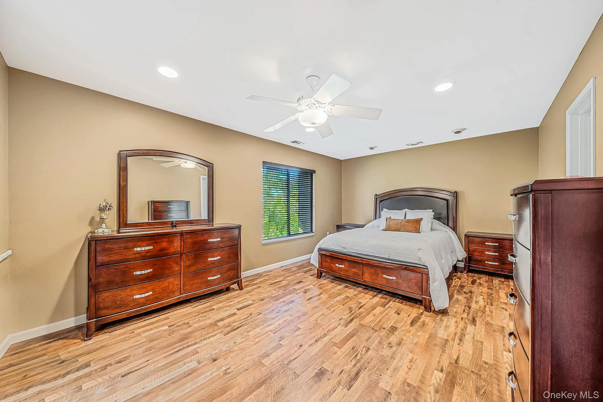 133 Southgate Drive, Oyster Bay, NY, 3 Bedrooms Bedrooms, 8 Rooms Rooms,2 BathroomsBathrooms,Residential,For Rent,Southgate,0,1052652 133 Southgate Drive, Oyster Bay, NY, 3 Bedrooms Bedrooms, 8 Rooms Rooms,2 BathroomsBathrooms,Residential,For Rent,Southgate,0,1052652