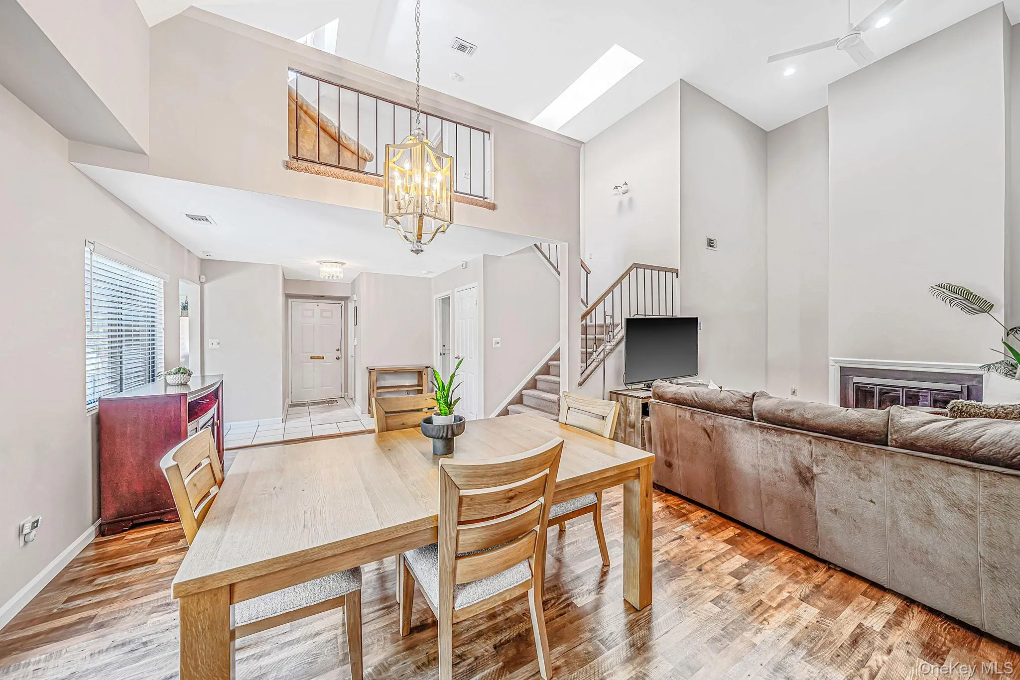 133 Southgate Drive, Oyster Bay, NY, 3 Bedrooms Bedrooms, 8 Rooms Rooms,2 BathroomsBathrooms,Residential,For Rent,Southgate,0,1052652 133 Southgate Drive, Oyster Bay, NY, 3 Bedrooms Bedrooms, 8 Rooms Rooms,2 BathroomsBathrooms,Residential,For Rent,Southgate,0,1052652