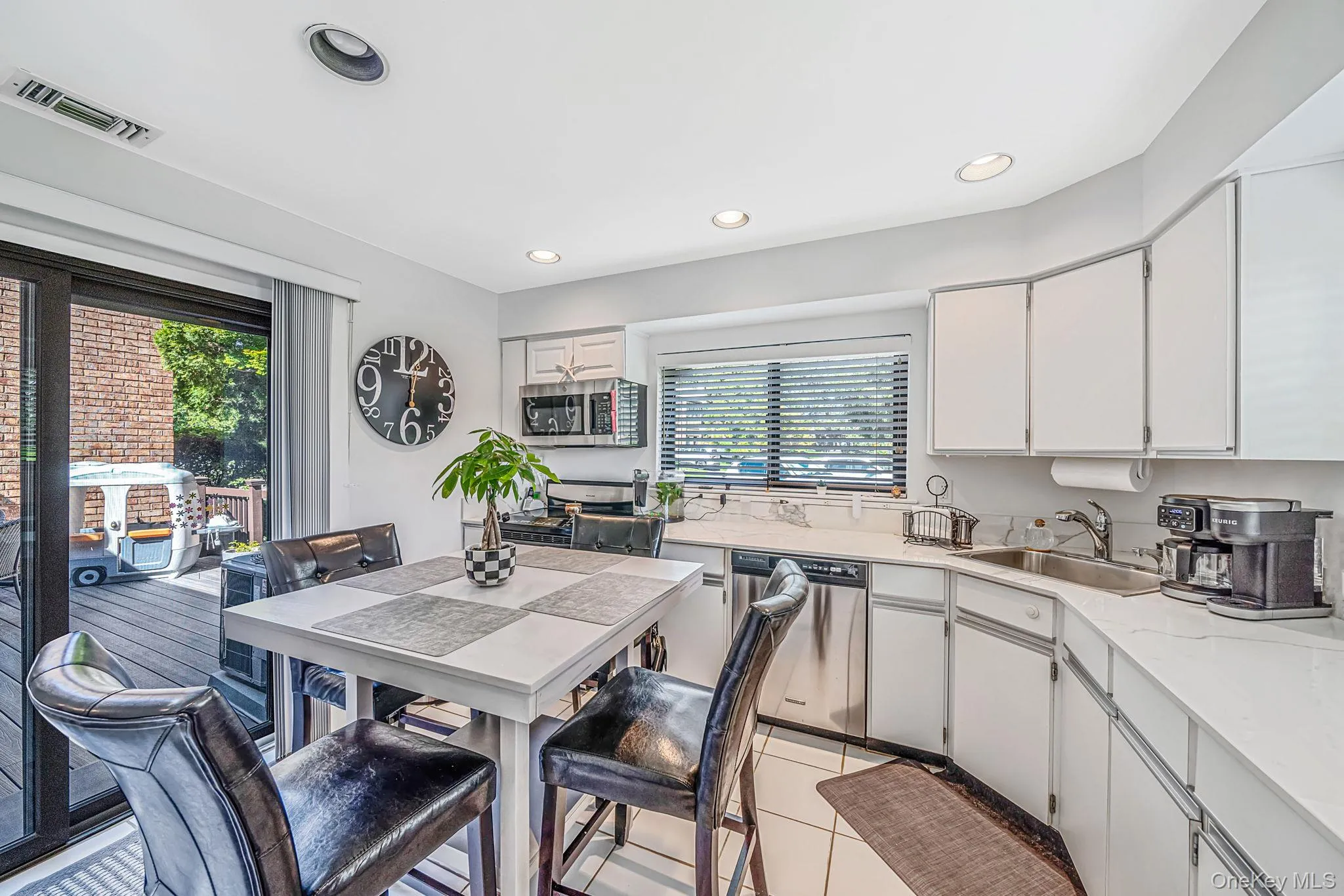 133 Southgate Drive, Oyster Bay, NY, 3 Bedrooms Bedrooms, 8 Rooms Rooms,2 BathroomsBathrooms,Residential,For Rent,Southgate,0,1052652 133 Southgate Drive, Oyster Bay, NY, 3 Bedrooms Bedrooms, 8 Rooms Rooms,2 BathroomsBathrooms,Residential,For Rent,Southgate,0,1052652