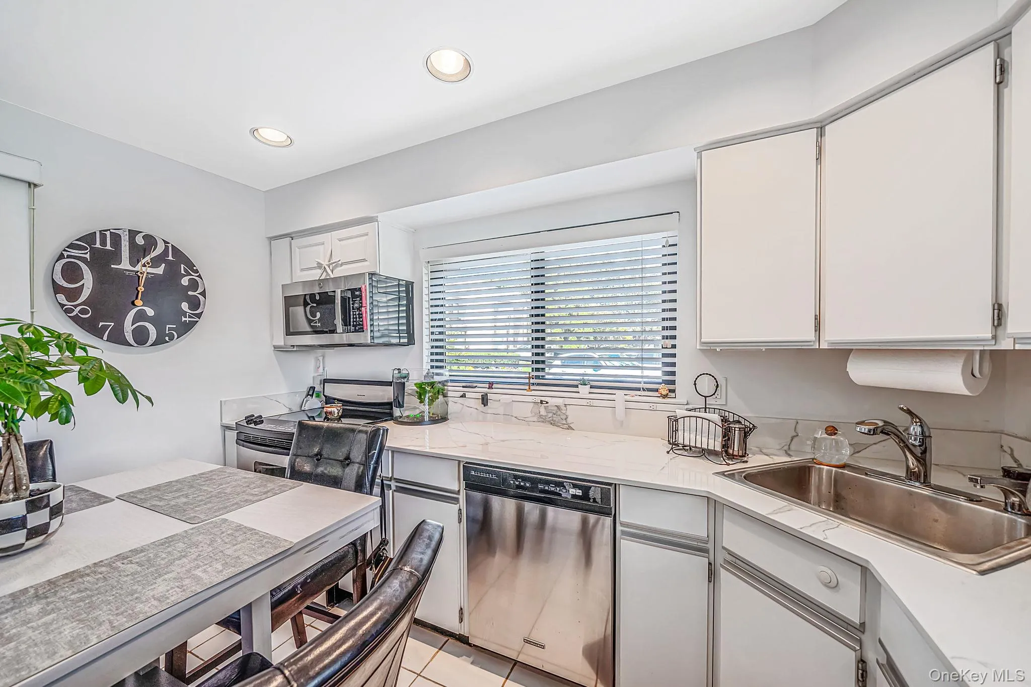 133 Southgate Drive, Oyster Bay, NY, 3 Bedrooms Bedrooms, 8 Rooms Rooms,2 BathroomsBathrooms,Residential,For Rent,Southgate,0,1052652 133 Southgate Drive, Oyster Bay, NY, 3 Bedrooms Bedrooms, 8 Rooms Rooms,2 BathroomsBathrooms,Residential,For Rent,Southgate,0,1052652