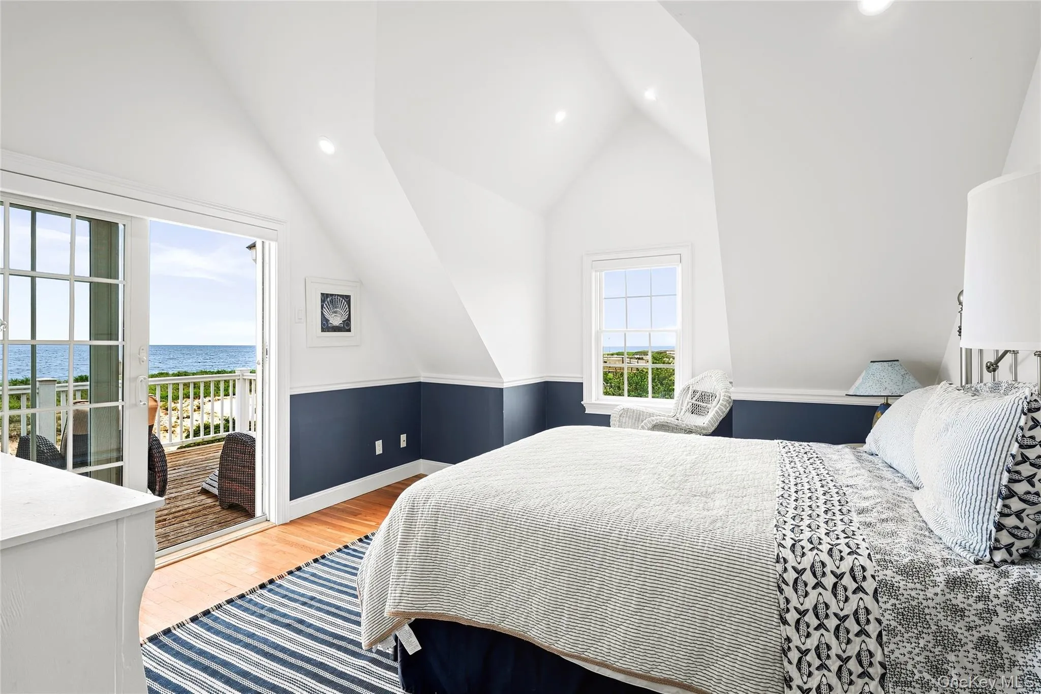Stunning Oceanfront guest bedroom views Stunning Oceanfront guest bedroom views