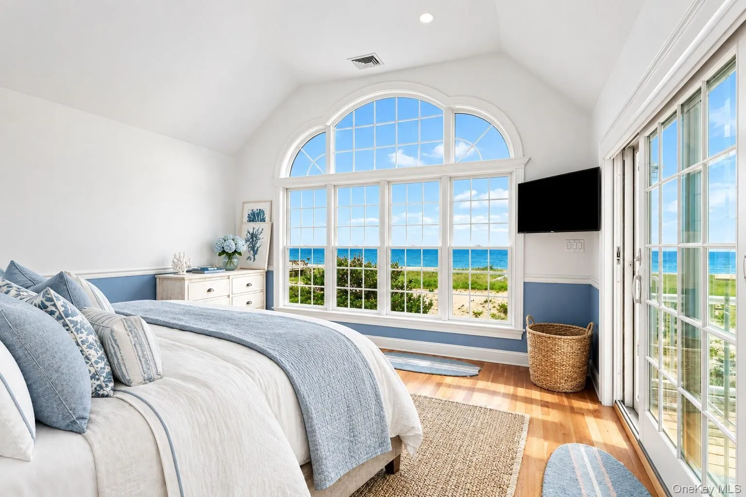 Private primary suite with stunning Ocean views and private Balcony Private primary suite with stunning Ocean views and private Balcony