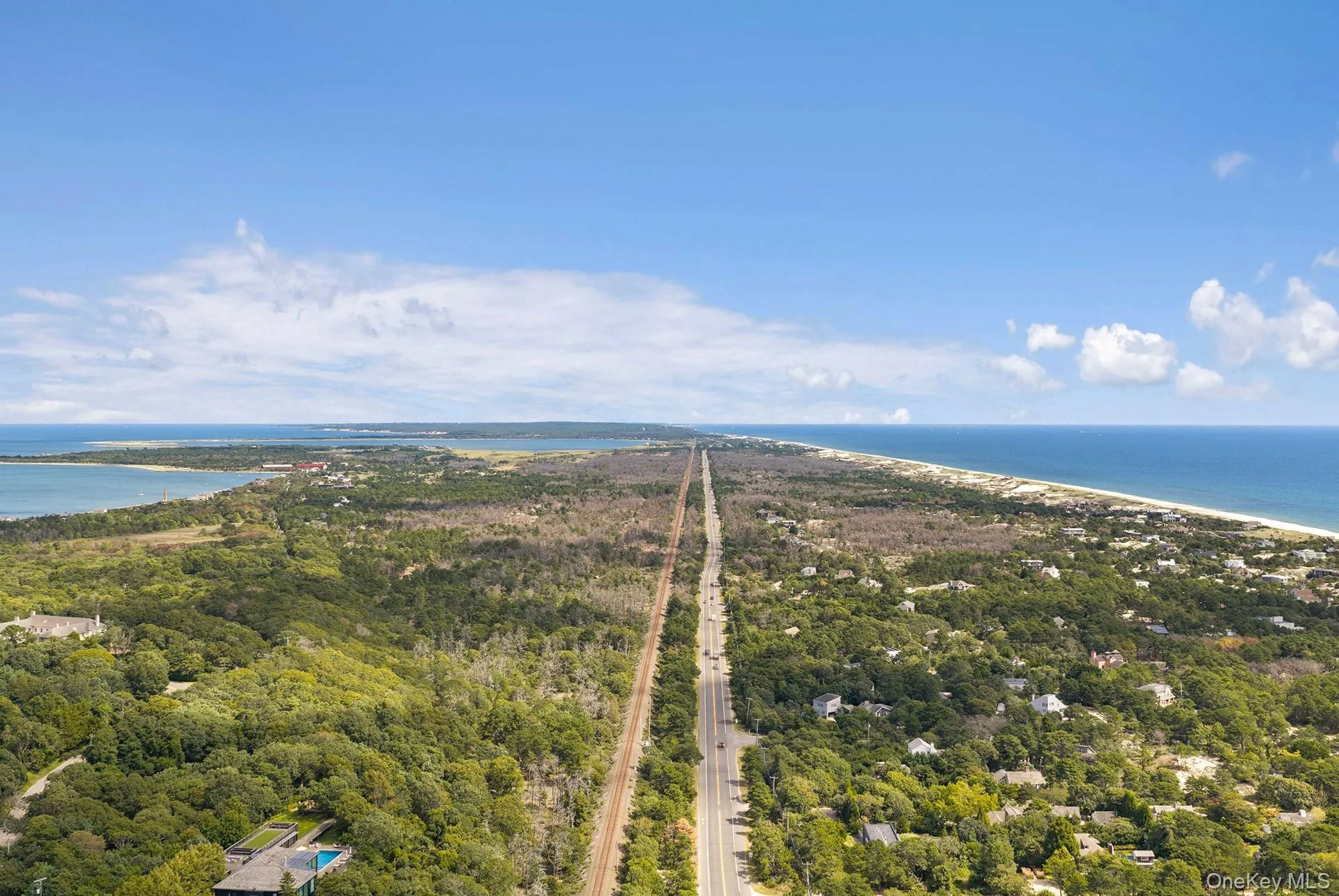 6 Surf Drive, East Hampton, New York 11930