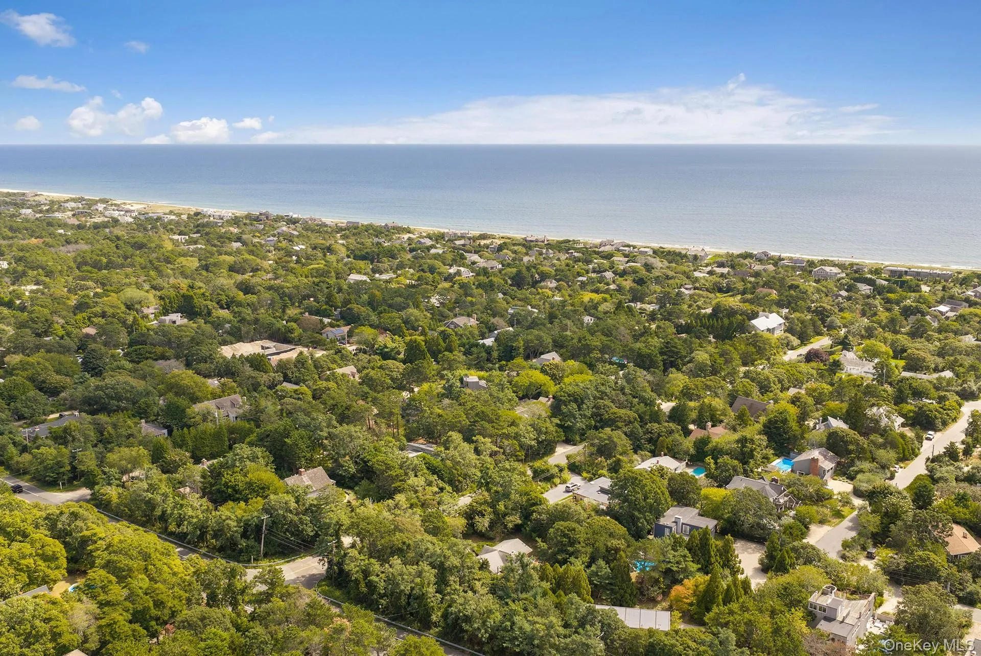 6 Surf Drive, East Hampton, New York 11930