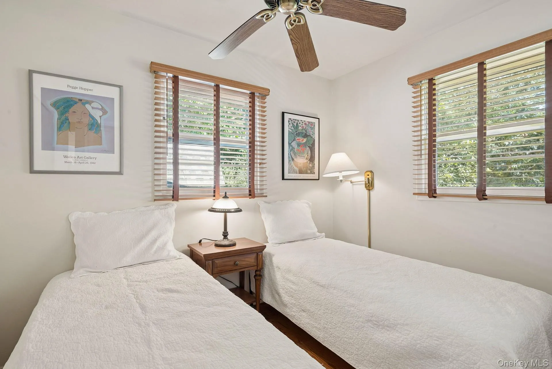 6 Surf Drive, East Hampton, New York 11930