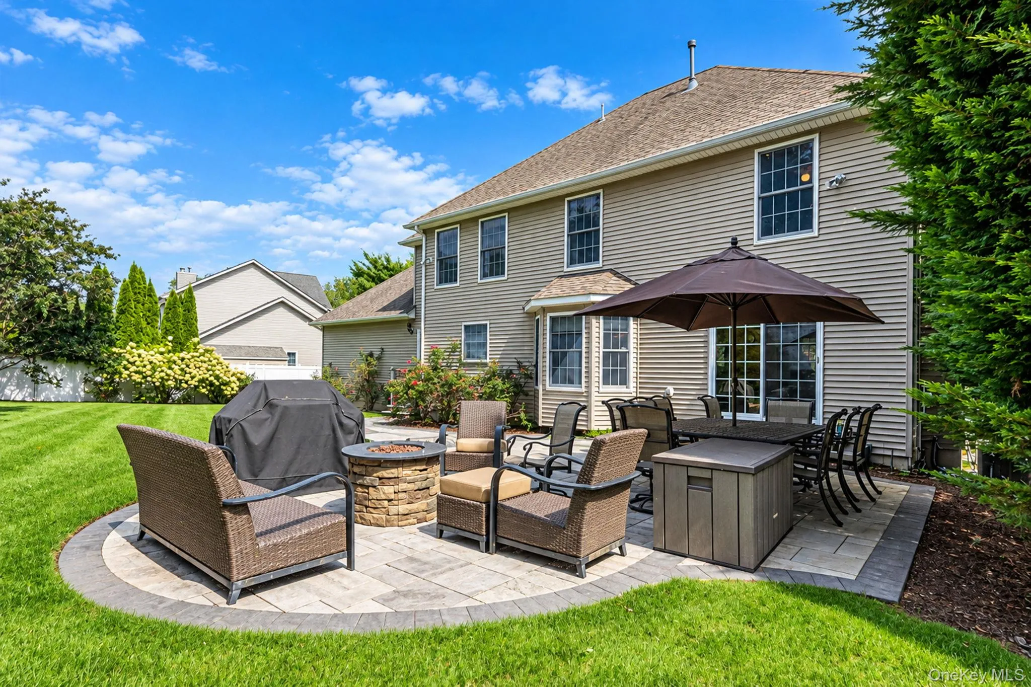 9 Franciscan Lane, Smithtown, NY, 4 Bedrooms Bedrooms, 8 Rooms Rooms,2 BathroomsBathrooms,Residential,For Rent,Franciscan,0,1052663 9 Franciscan Lane, Smithtown, NY, 4 Bedrooms Bedrooms, 8 Rooms Rooms,2 BathroomsBathrooms,Residential,For Rent,Franciscan,0,1052663