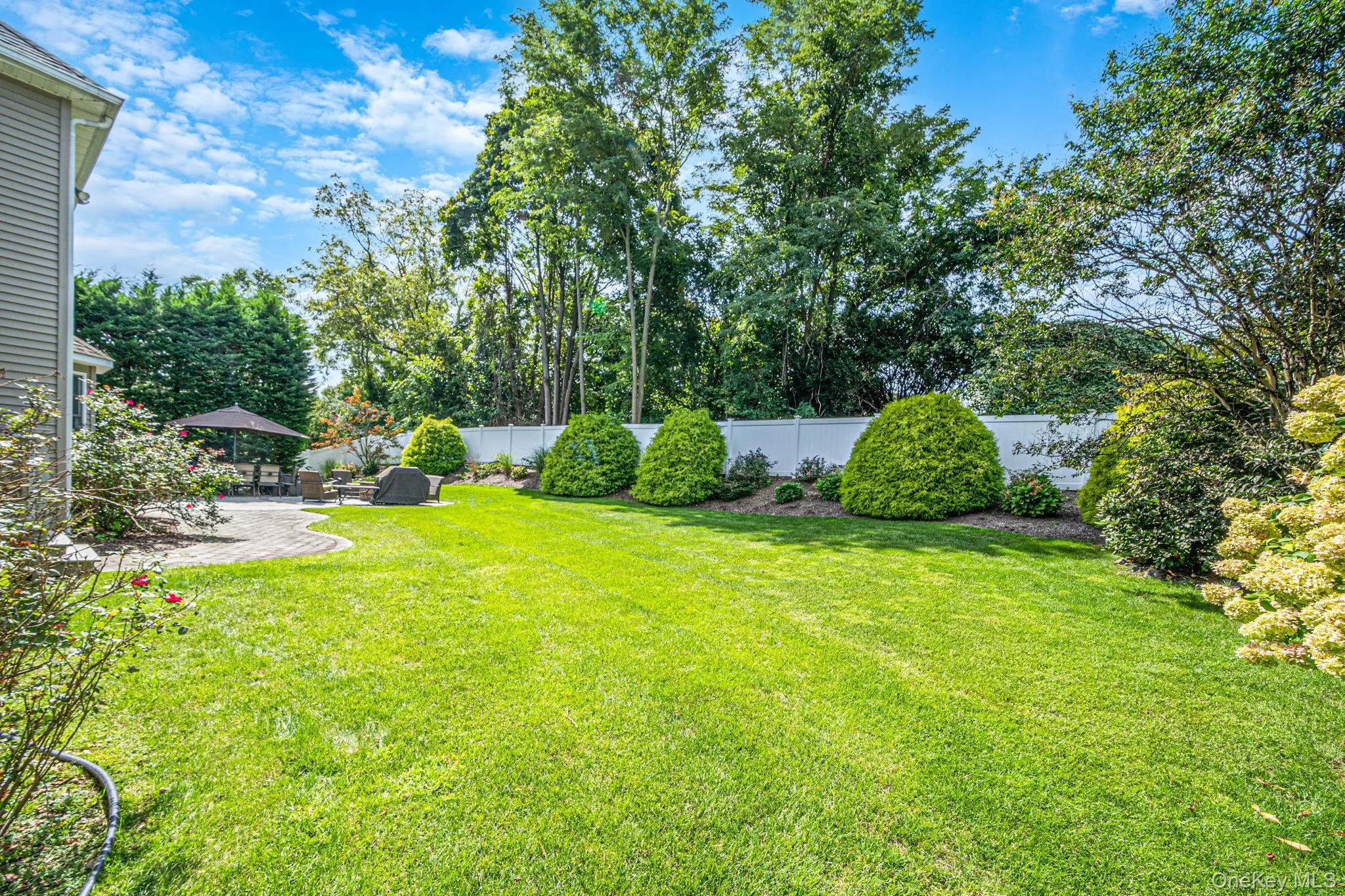 9 Franciscan Lane, Smithtown, NY, 4 Bedrooms Bedrooms, 8 Rooms Rooms,2 BathroomsBathrooms,Residential,For Rent,Franciscan,0,1052663 9 Franciscan Lane, Smithtown, NY, 4 Bedrooms Bedrooms, 8 Rooms Rooms,2 BathroomsBathrooms,Residential,For Rent,Franciscan,0,1052663