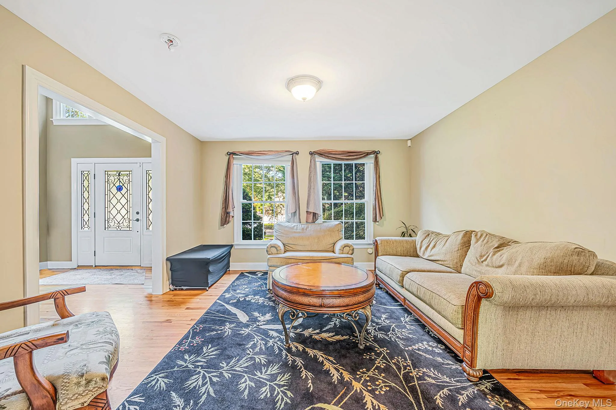 9 Franciscan Lane, Smithtown, NY, 4 Bedrooms Bedrooms, 8 Rooms Rooms,2 BathroomsBathrooms,Residential,For Rent,Franciscan,0,1052663 9 Franciscan Lane, Smithtown, NY, 4 Bedrooms Bedrooms, 8 Rooms Rooms,2 BathroomsBathrooms,Residential,For Rent,Franciscan,0,1052663