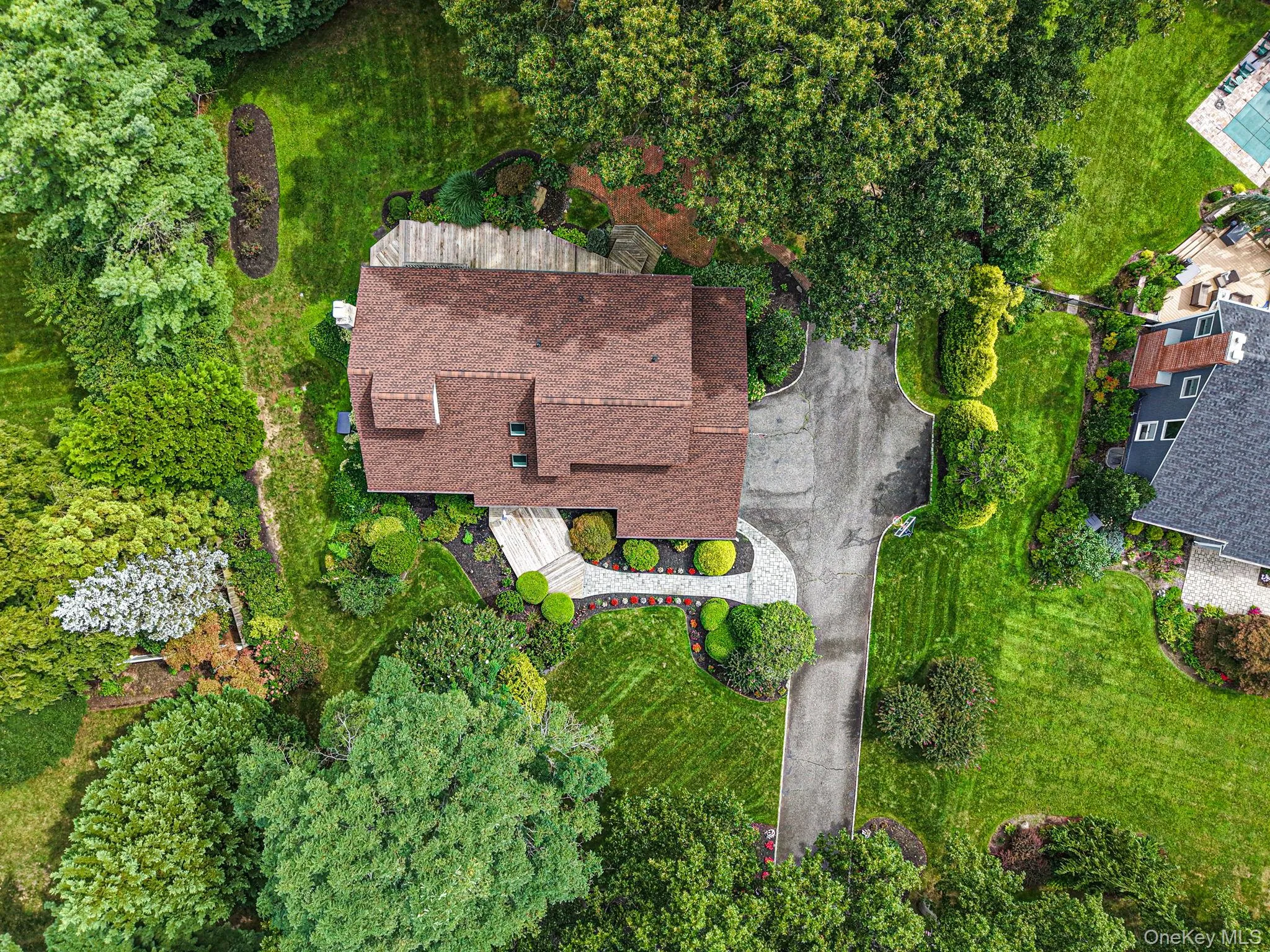 4 Kroft Court, Huntington, NY, 5 Bedrooms Bedrooms, 9 Rooms Rooms,2 BathroomsBathrooms,Residential,For Rent,Kroft,0,1052664 4 Kroft Court, Huntington, NY, 5 Bedrooms Bedrooms, 9 Rooms Rooms,2 BathroomsBathrooms,Residential,For Rent,Kroft,0,1052664