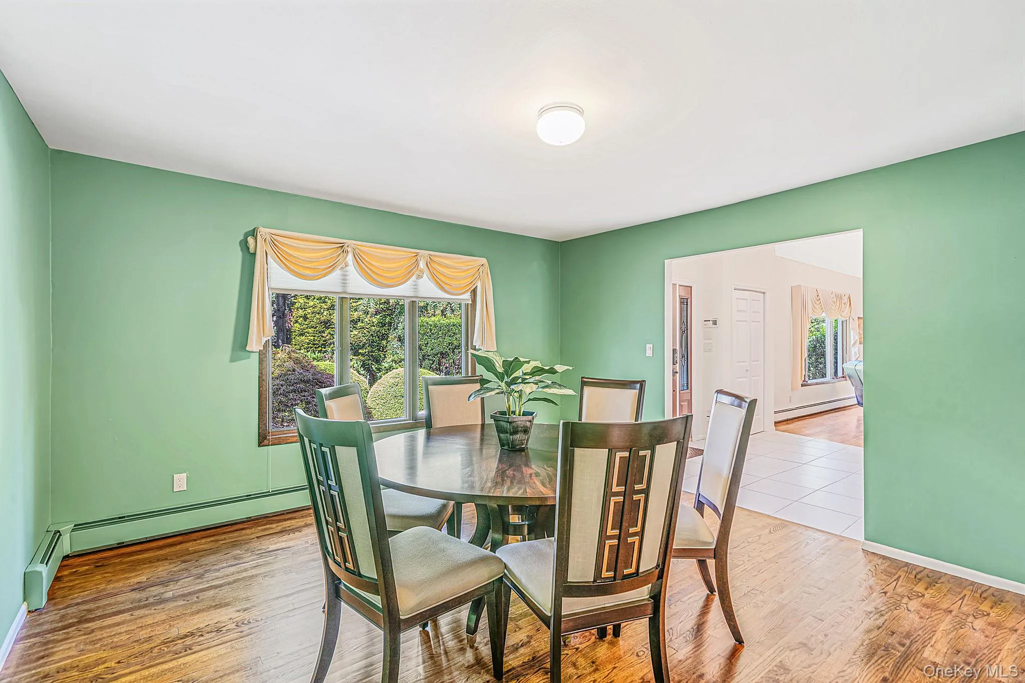 4 Kroft Court, Huntington, NY, 5 Bedrooms Bedrooms, 9 Rooms Rooms,2 BathroomsBathrooms,Residential,For Rent,Kroft,0,1052664 4 Kroft Court, Huntington, NY, 5 Bedrooms Bedrooms, 9 Rooms Rooms,2 BathroomsBathrooms,Residential,For Rent,Kroft,0,1052664
