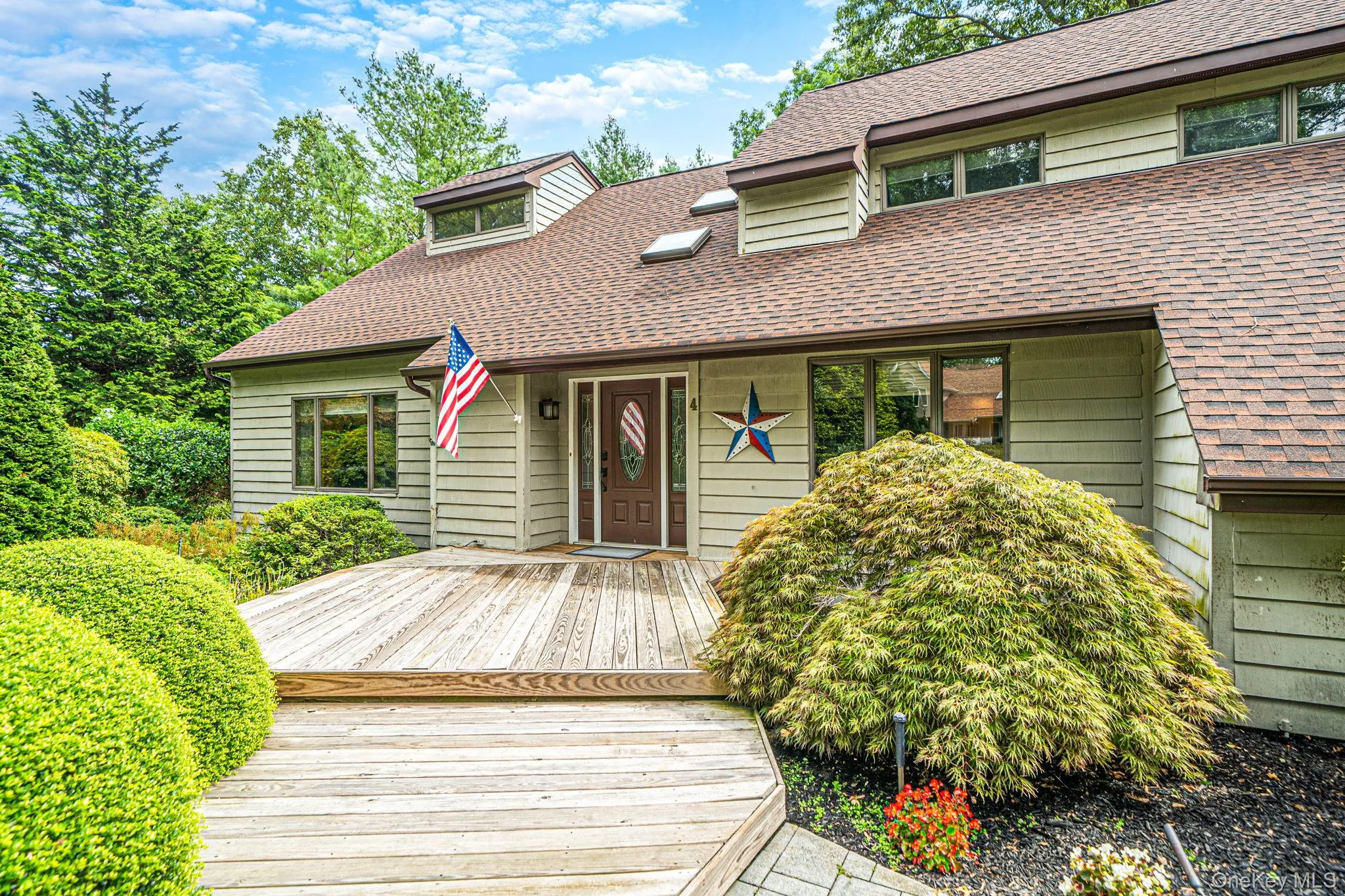 4 Kroft Court, Huntington, NY, 5 Bedrooms Bedrooms, 9 Rooms Rooms,2 BathroomsBathrooms,Residential,For Rent,Kroft,0,1052664 4 Kroft Court, Huntington, NY, 5 Bedrooms Bedrooms, 9 Rooms Rooms,2 BathroomsBathrooms,Residential,For Rent,Kroft,0,1052664